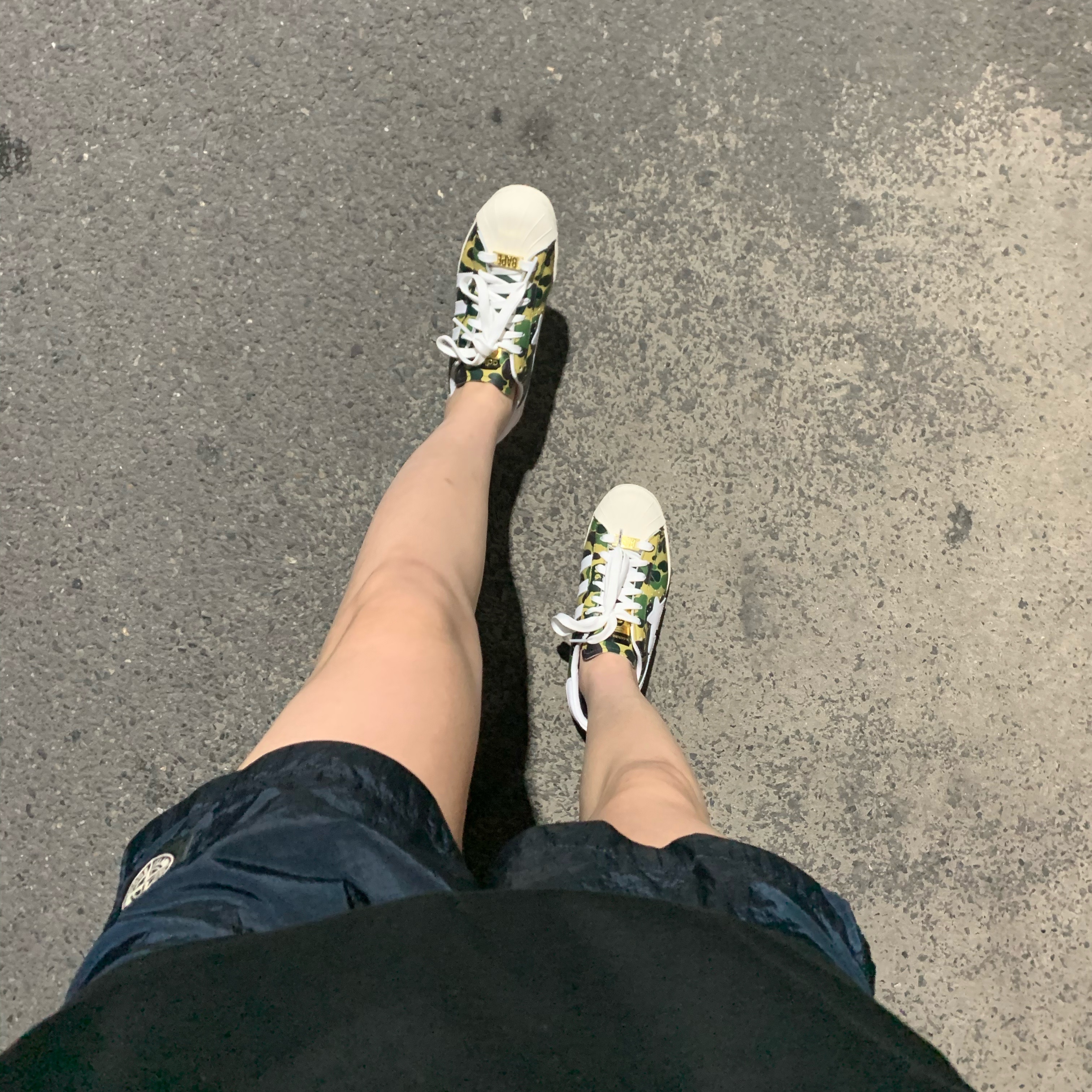 Adidas x BAPE Superstar 80s Green Camo, Stone Island B0943 Nylon Metal Swimming Trunk Avio Blue - 21SS 착용 스타일 - 1