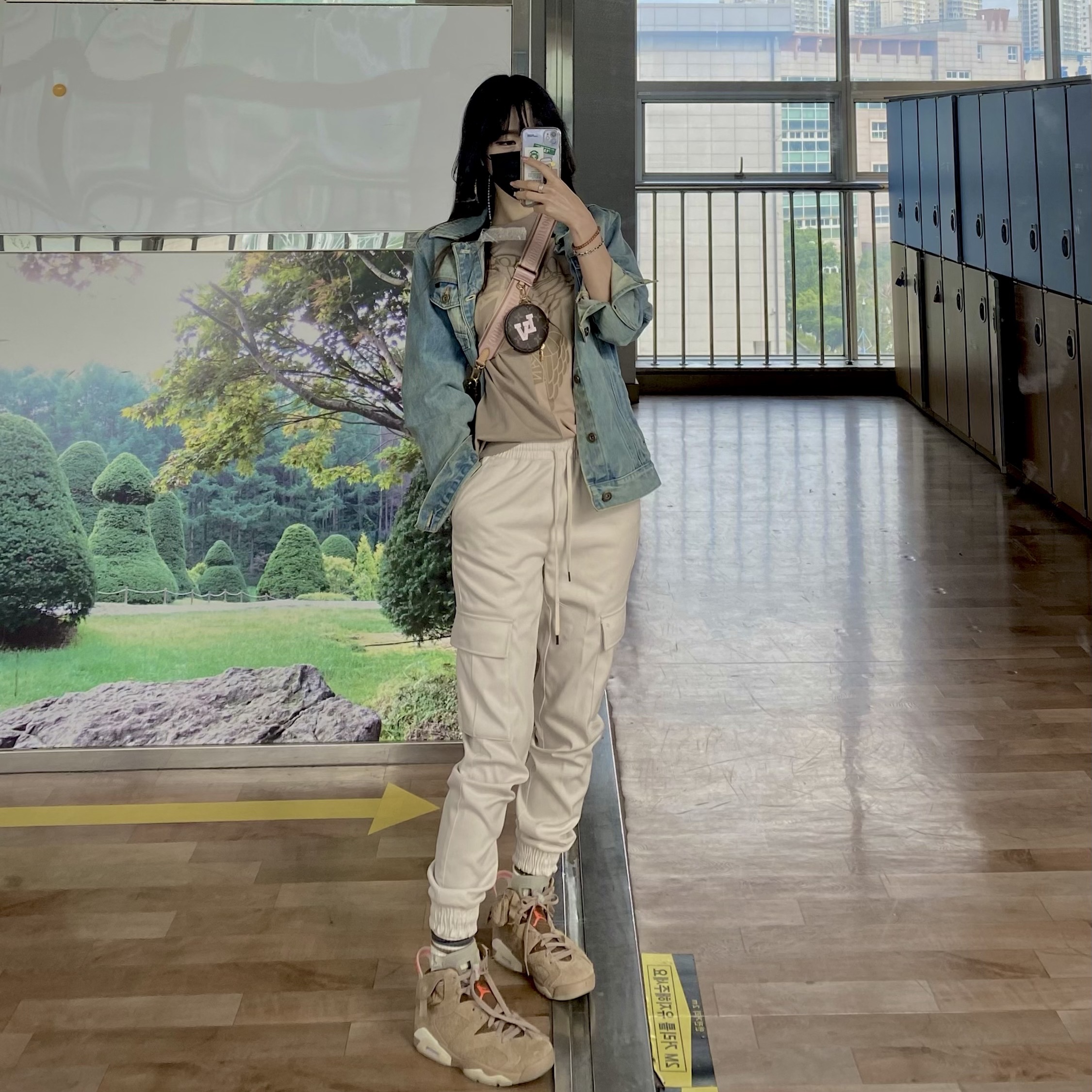 Jordan 6 x Travis Scott Retro SP British Khaki, Jordan x Travis Scott S/S Top - Asia 착용 스타일