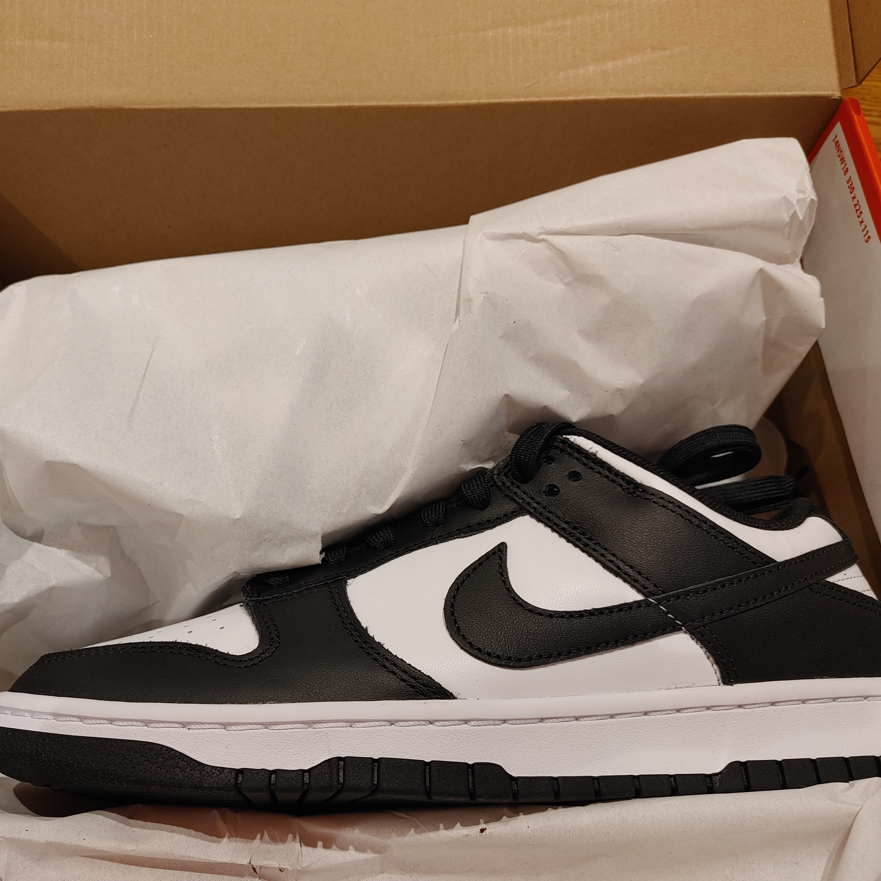 Nike Dunk Low Retro Black 착용 스타일 - 3