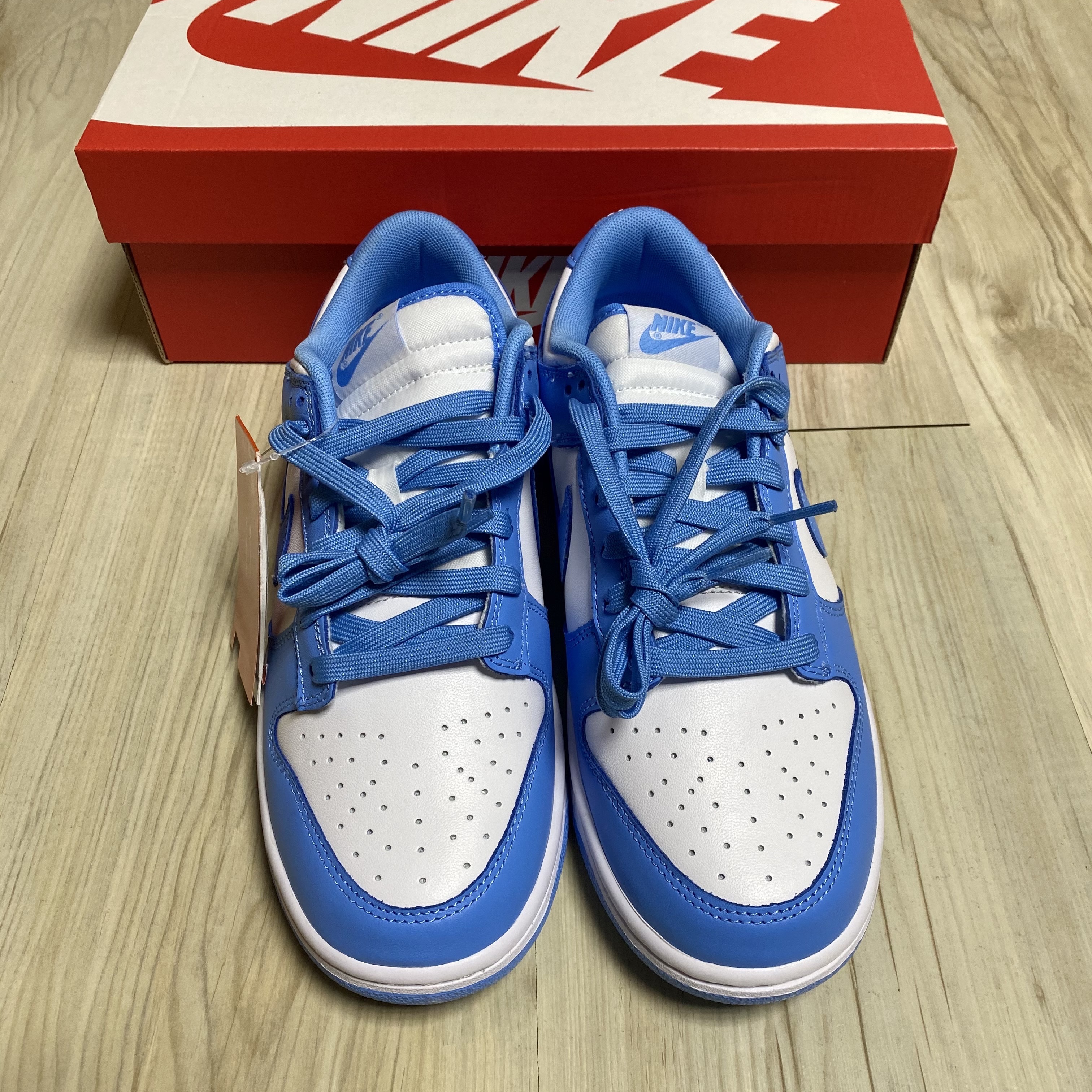 Nike Dunk Low Retro University Blue 착용 스타일 - 1