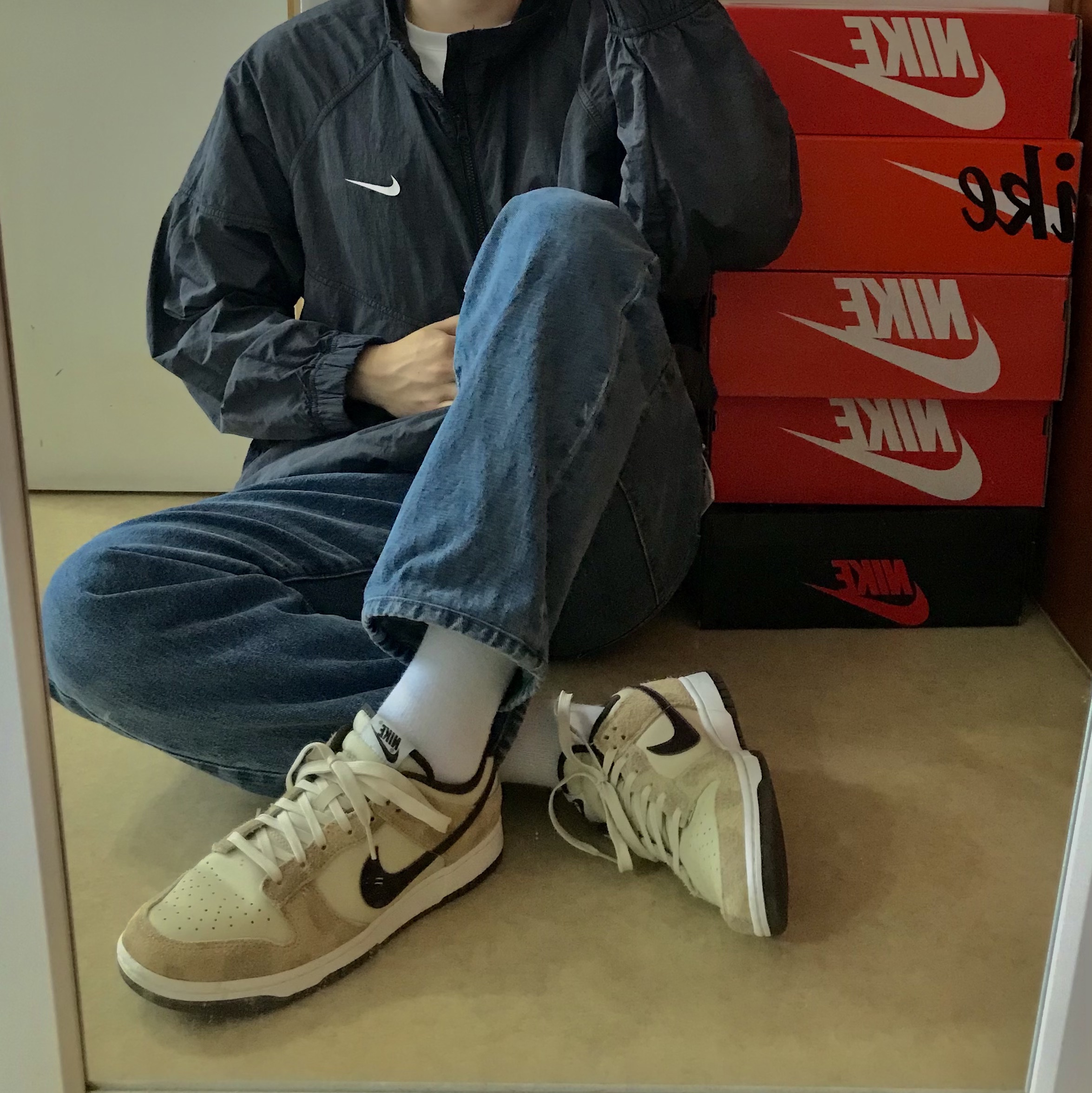 Nike x Stussy Windrunner Jacket Off Noir, Nike Dunk Low Retro PRM Cheetah 착용 스타일