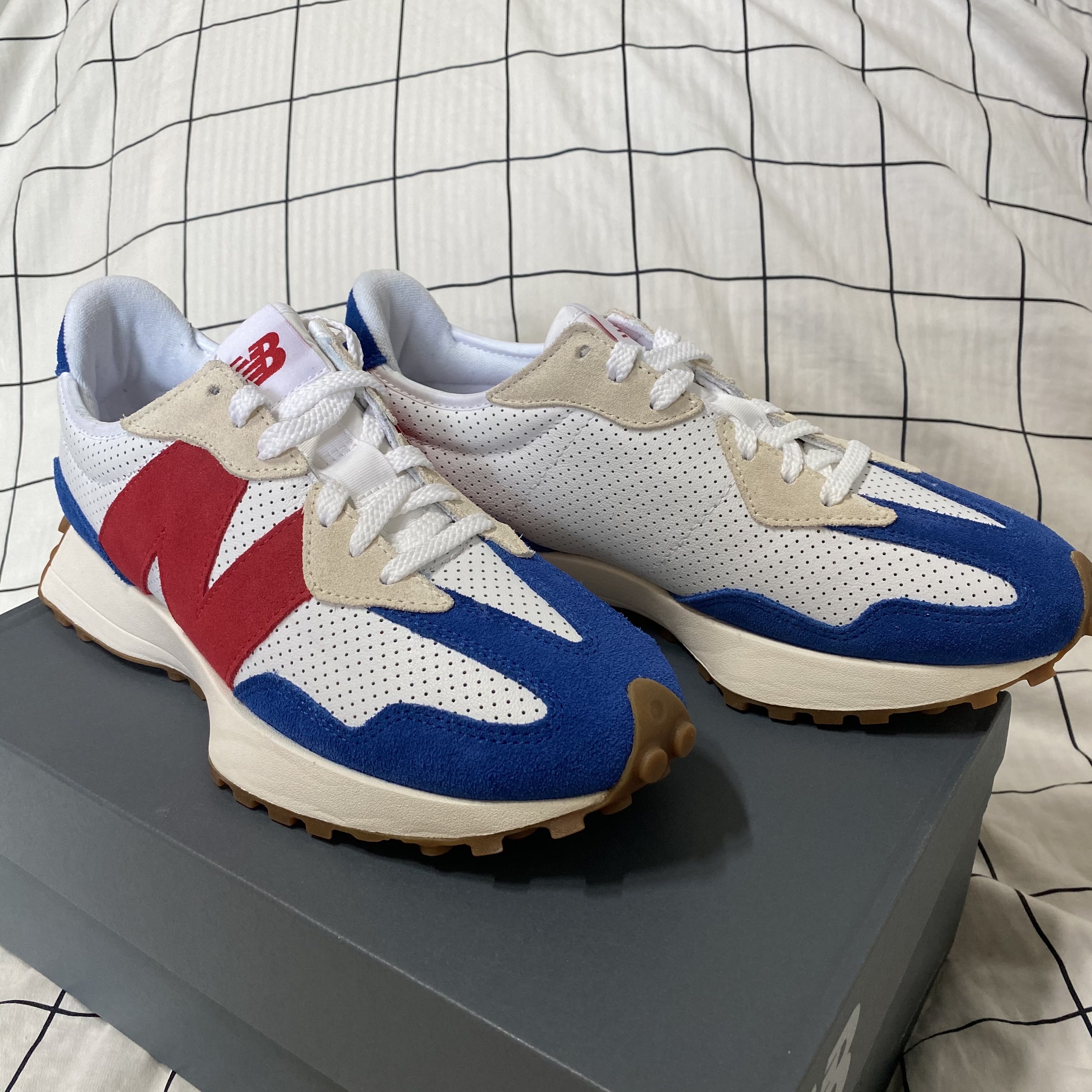 New Balance 327 Blue Red - JD Sports Exclusive 착용 스타일 - 1