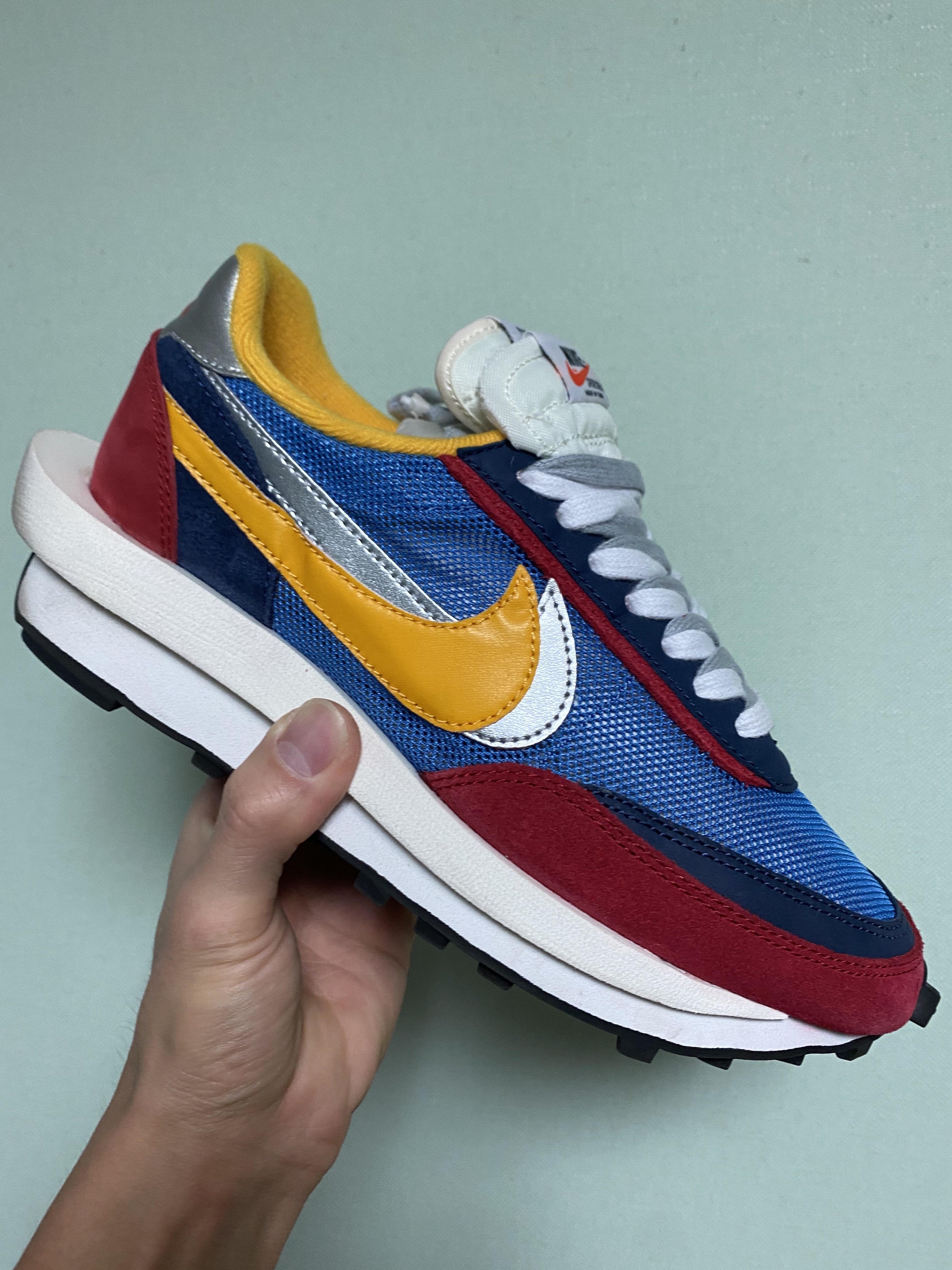 Nike x Sacai LDWaffle Blue Multi 착용 스타일