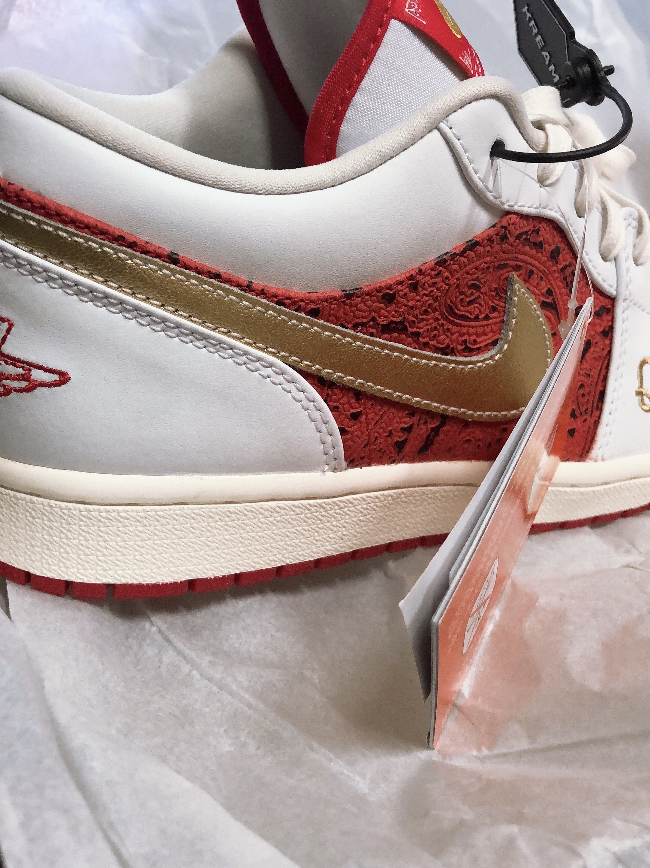 Jordan 1 Low SE Spades 착용 스타일 - 2