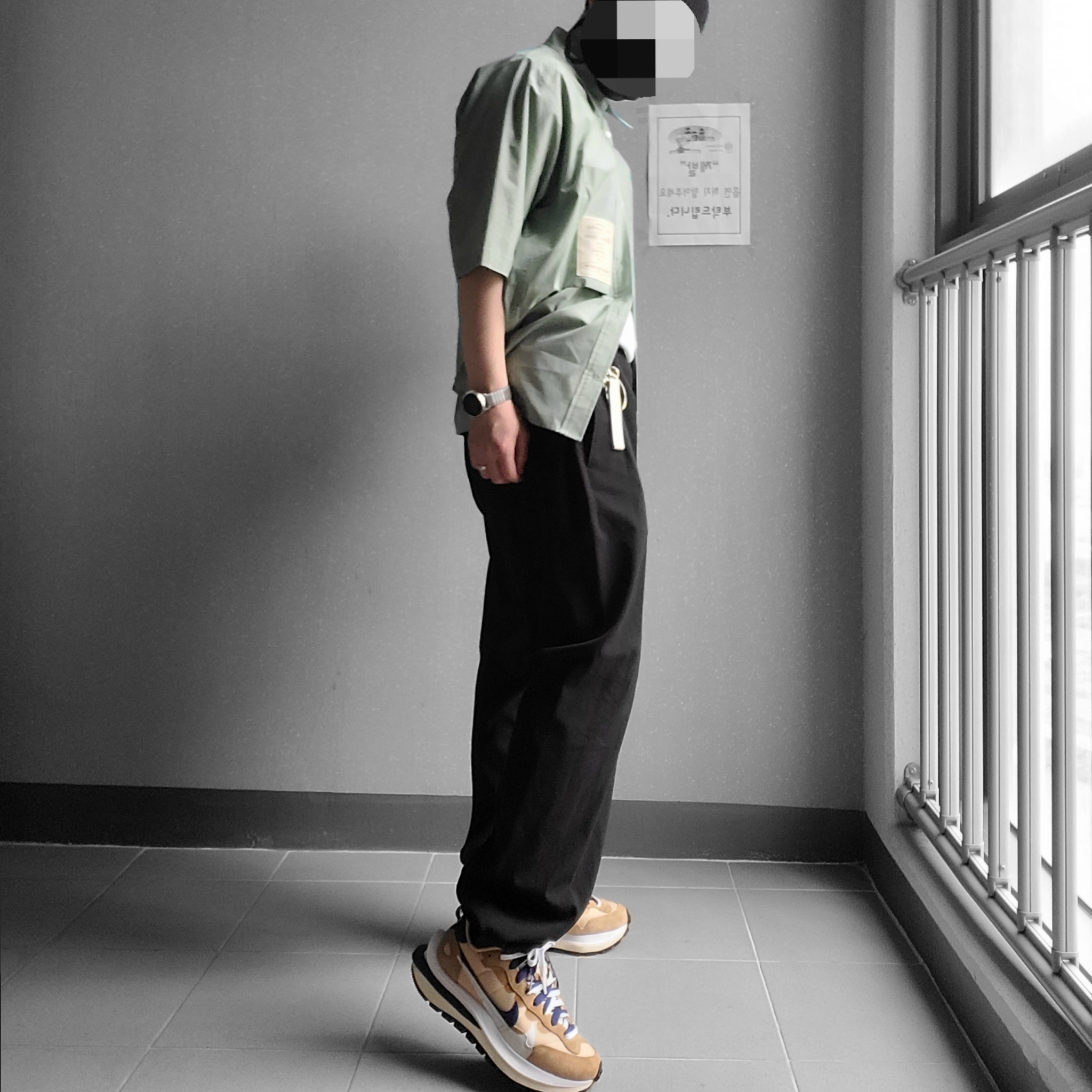 Nike x Sacai VaporWaffle Sesame and Blue Void 착용 스타일 - 1