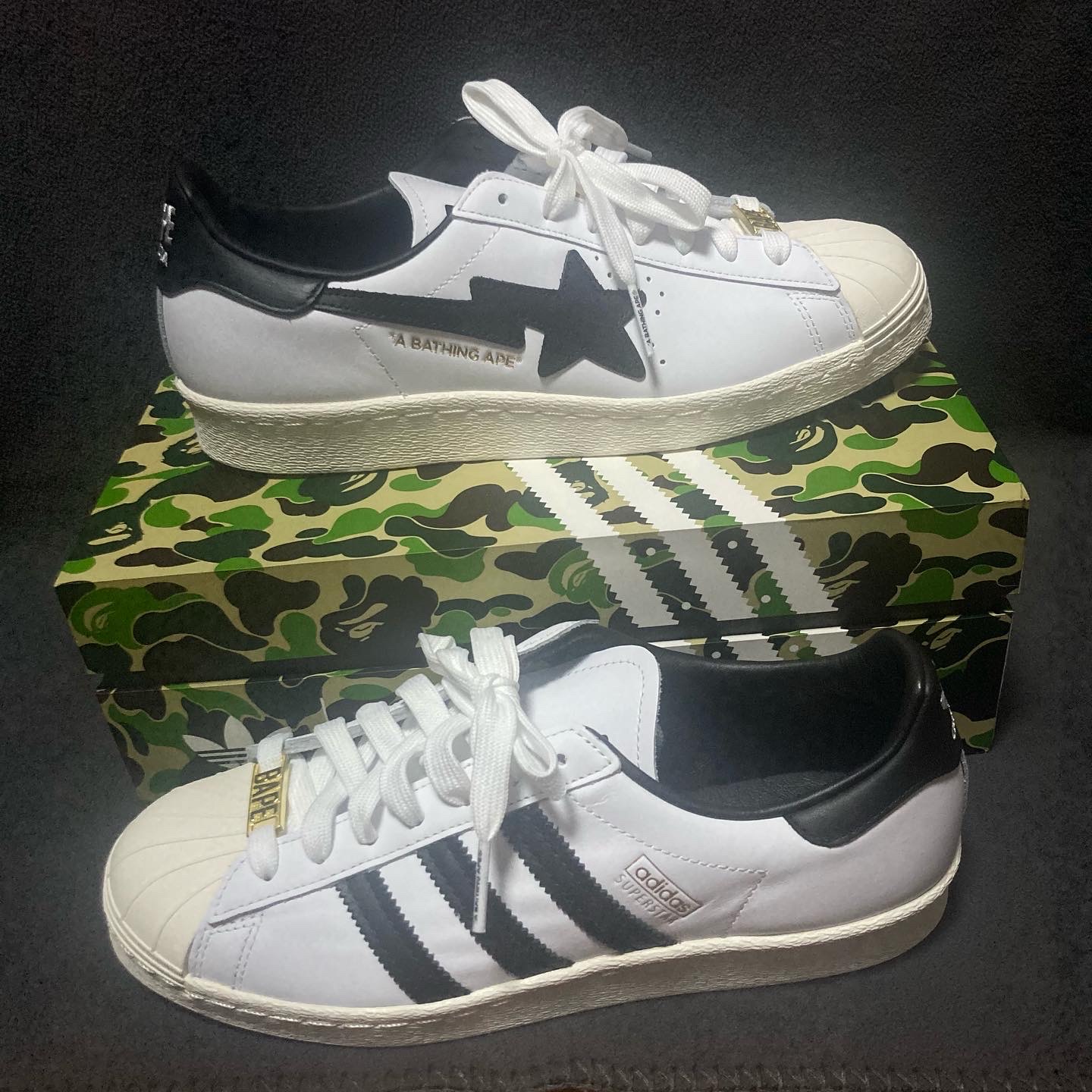 Adidas x BAPE Superstar 80s White Black 착용 스타일