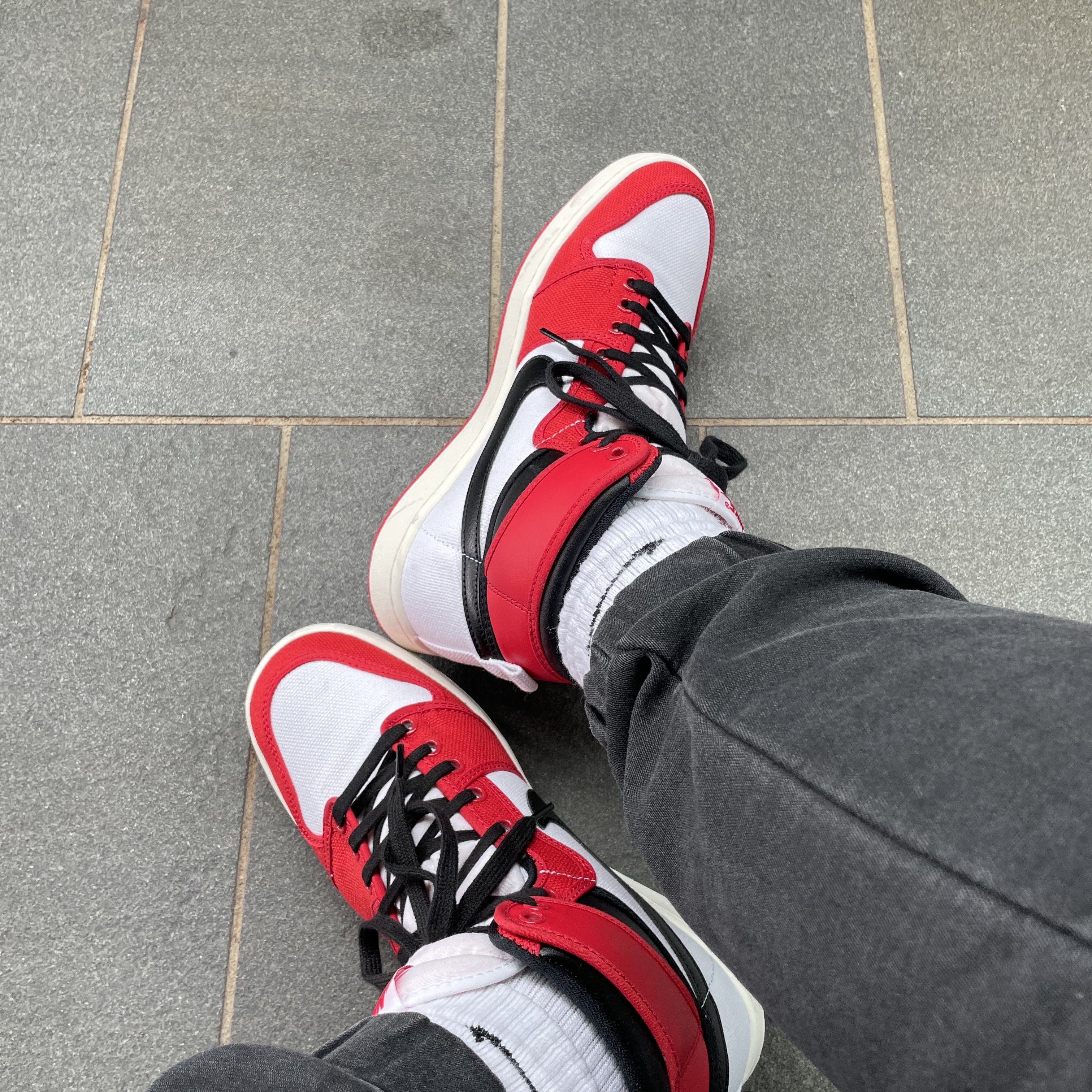 Jordan 1 KO Chicago 2021 착용 스타일 - 1