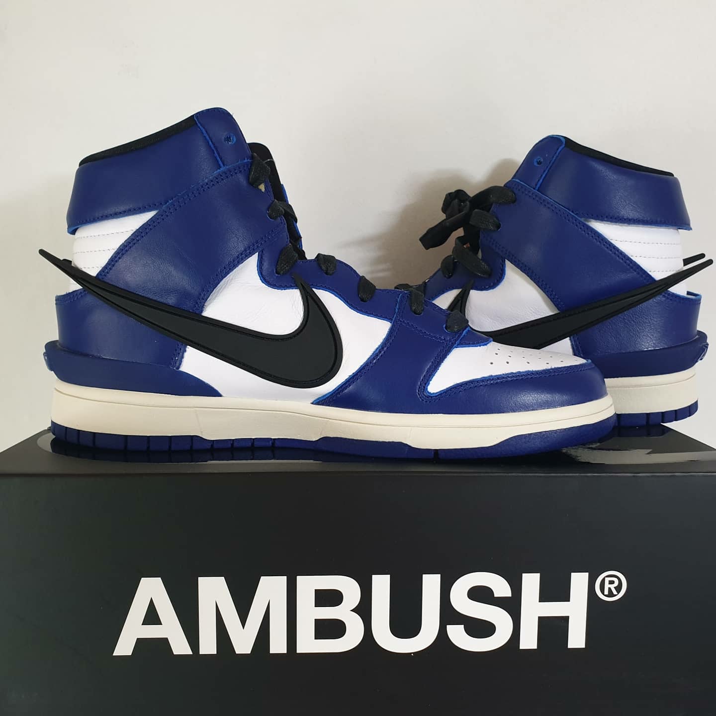 Nike x Ambush Dunk High Deep Royal Blue 착용 스타일 - 3