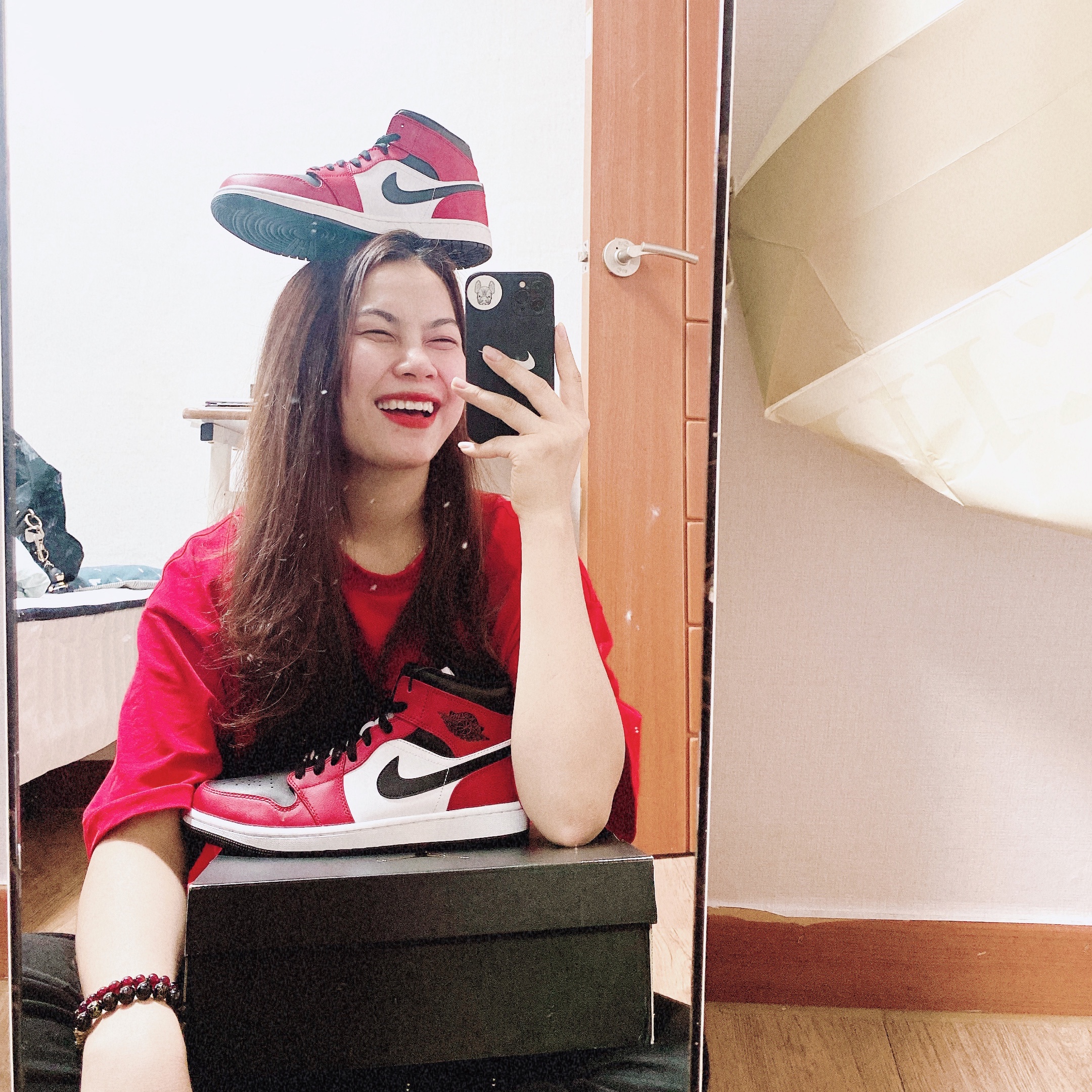 Jordan 1 Mid Chicago Black Toe 착용 스타일
