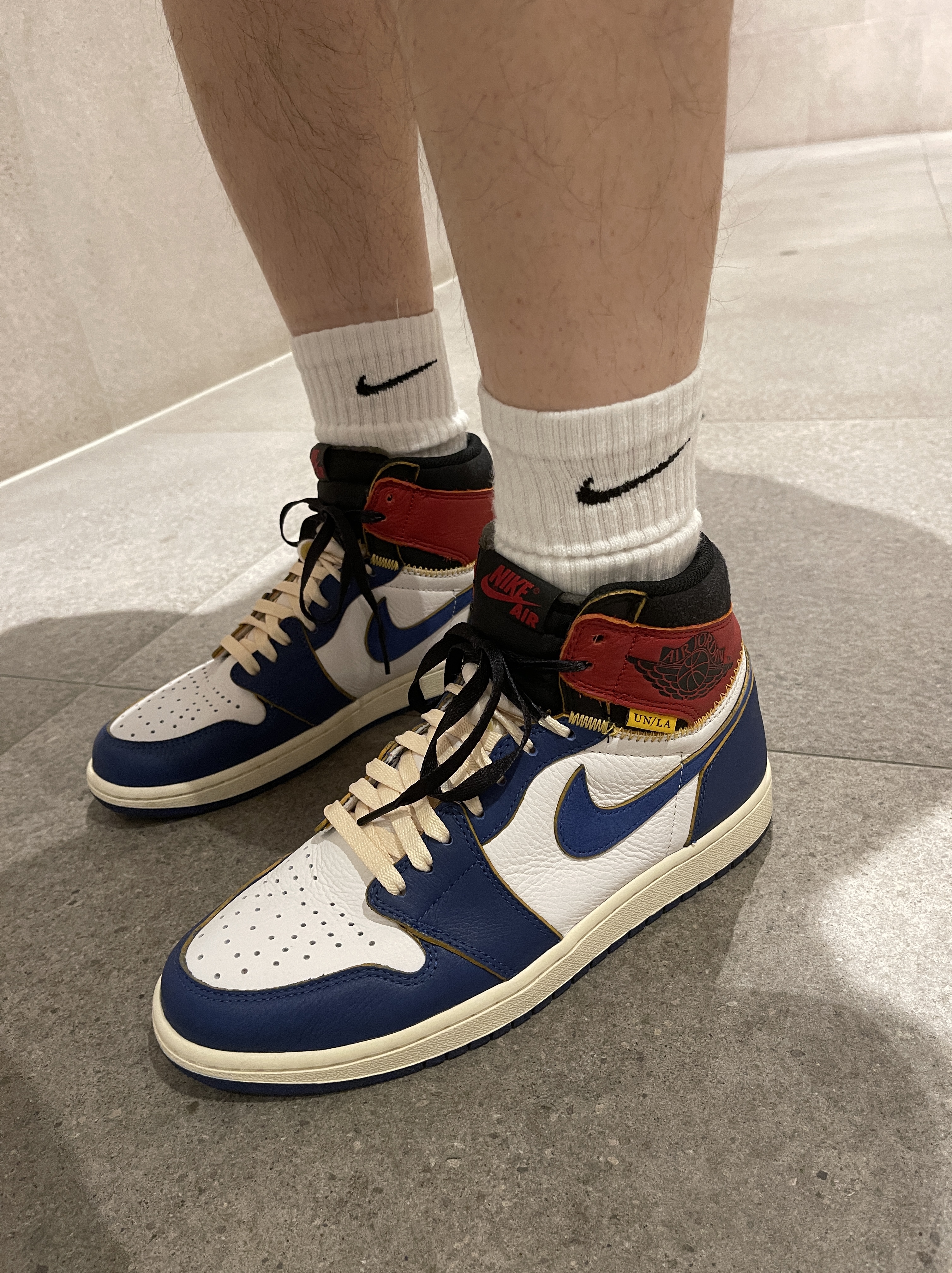 Jordan 1 x Union Retro High Blue Toe 착용 스타일 - 2