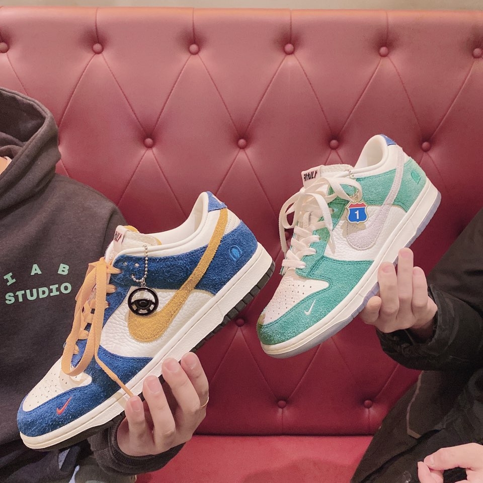 Nike x Kasina Dunk Low 80's Bus, Nike x Kasina Dunk Low Road Sign - Kasina Exclusive 착용 스타일