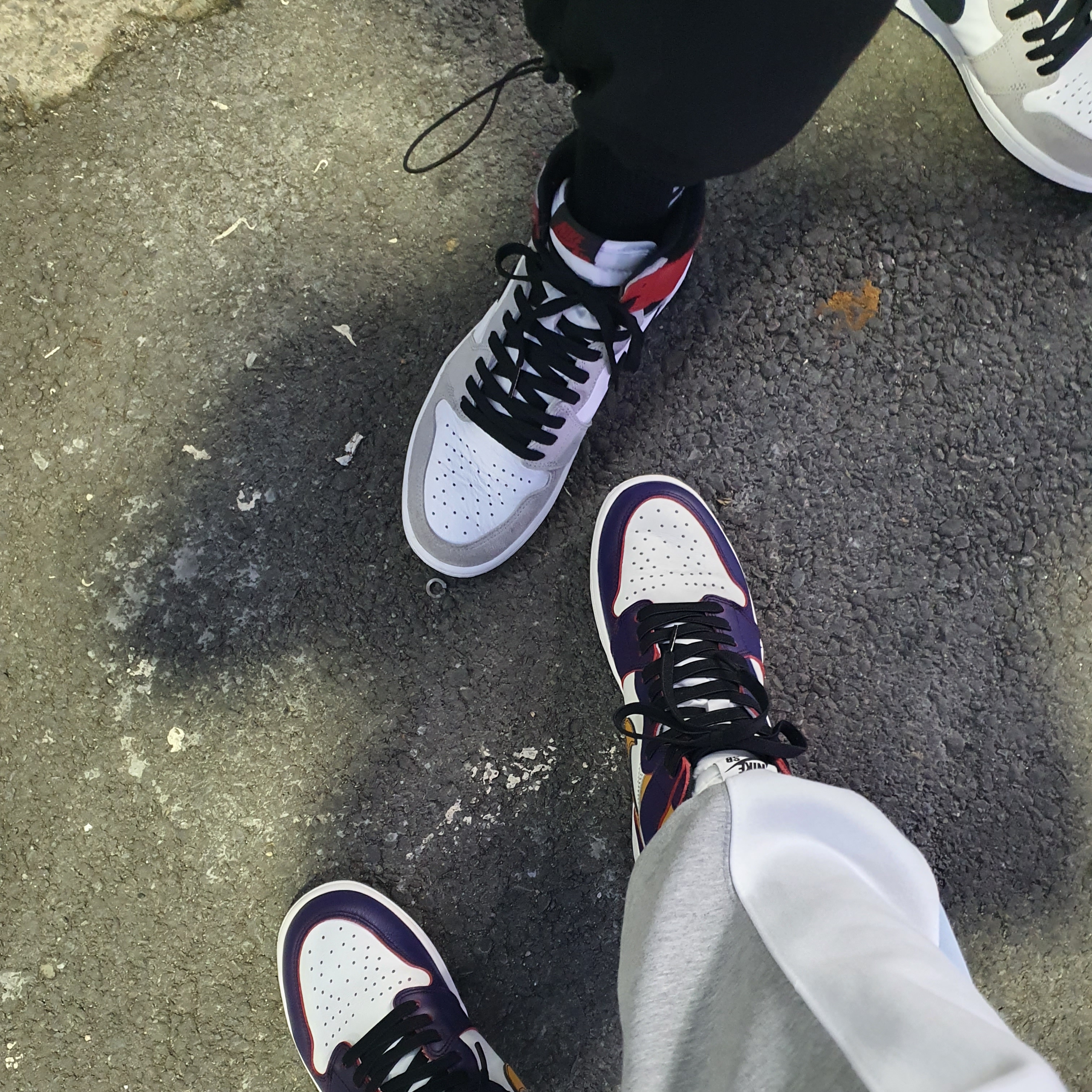 Jordan 1 Retro High OG Light Smoke Grey, Jordan 1 Retro High OG Defiant SB LA to Chicago 착용 스타일