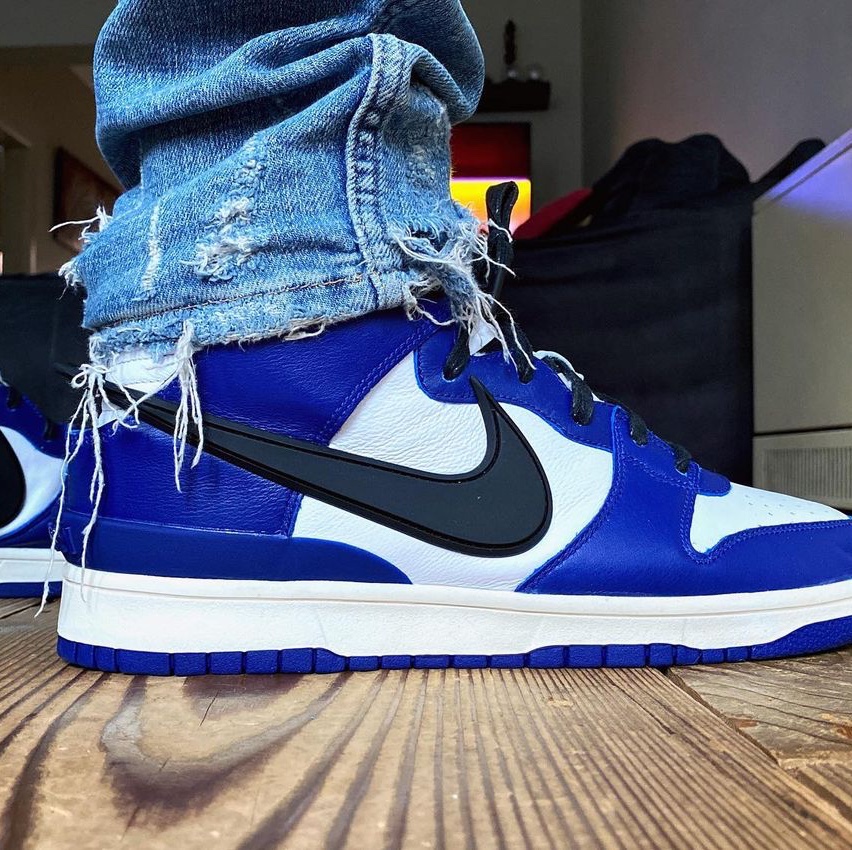 Nike x Ambush Dunk High Deep Royal Blue 착용 스타일 - 2