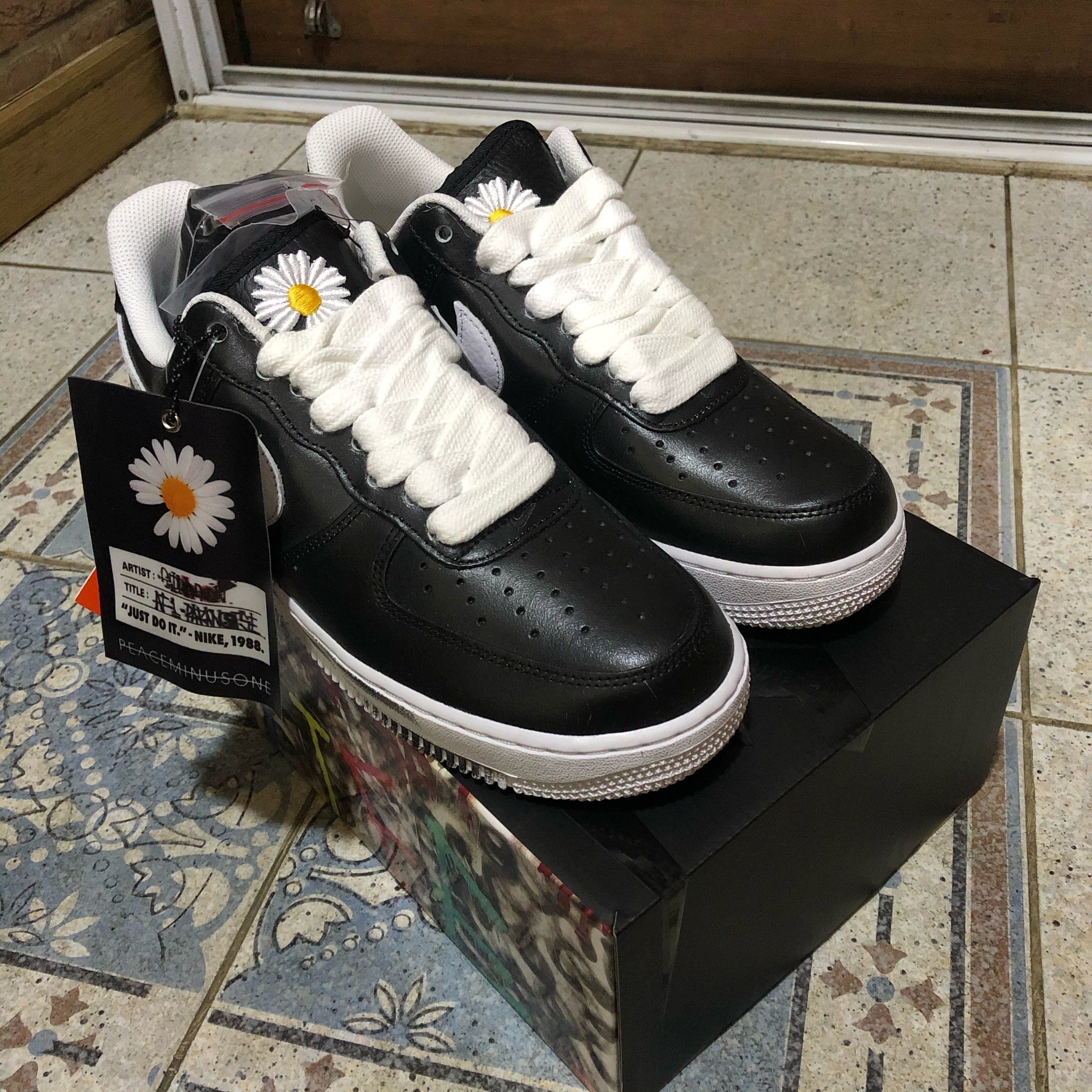 Nike x Peaceminusone Air Force 1 Low Para-Noise 착용 스타일