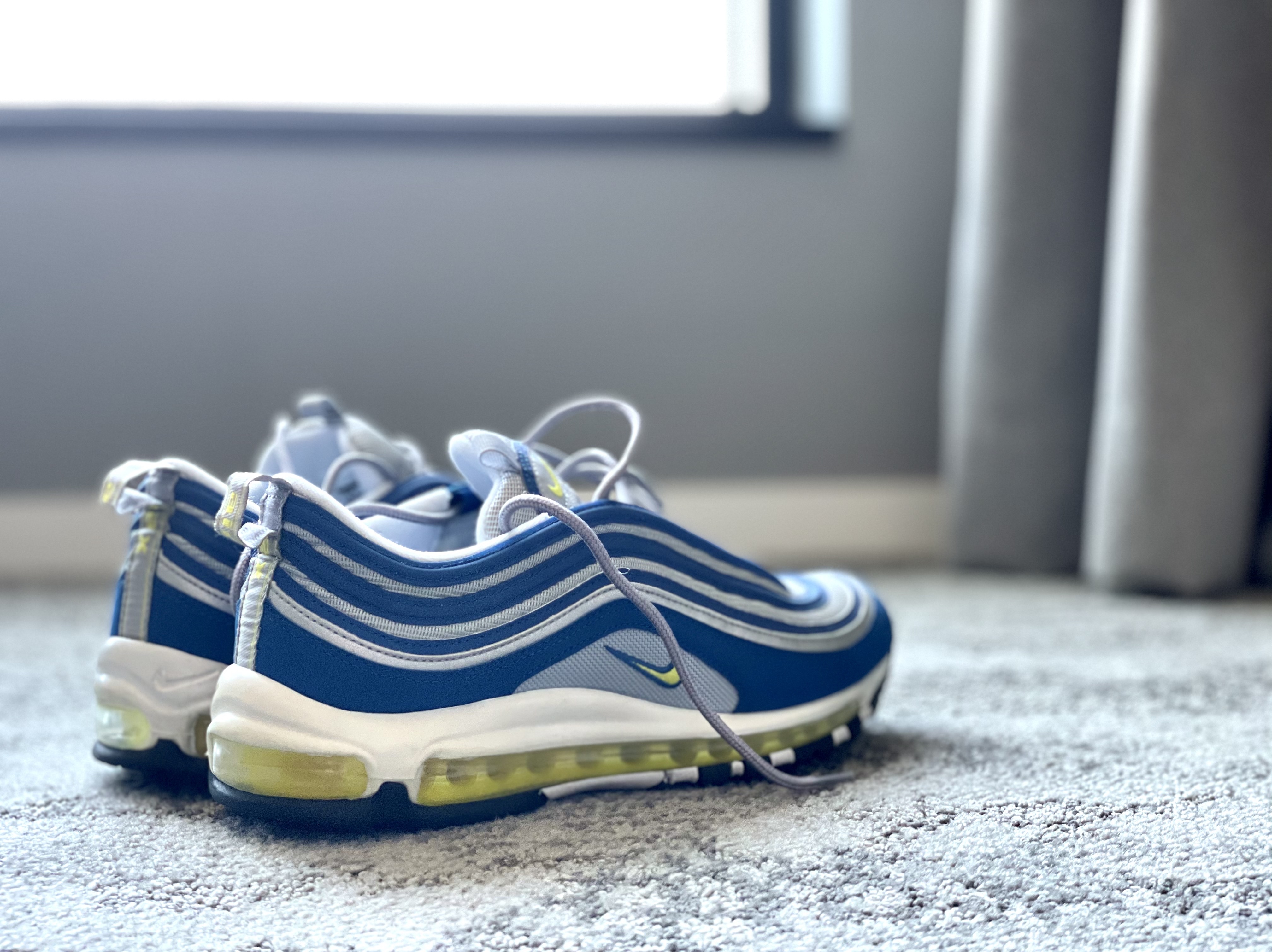 Nike Air Max 97 OG Royal Neon 착용 스타일 - 1