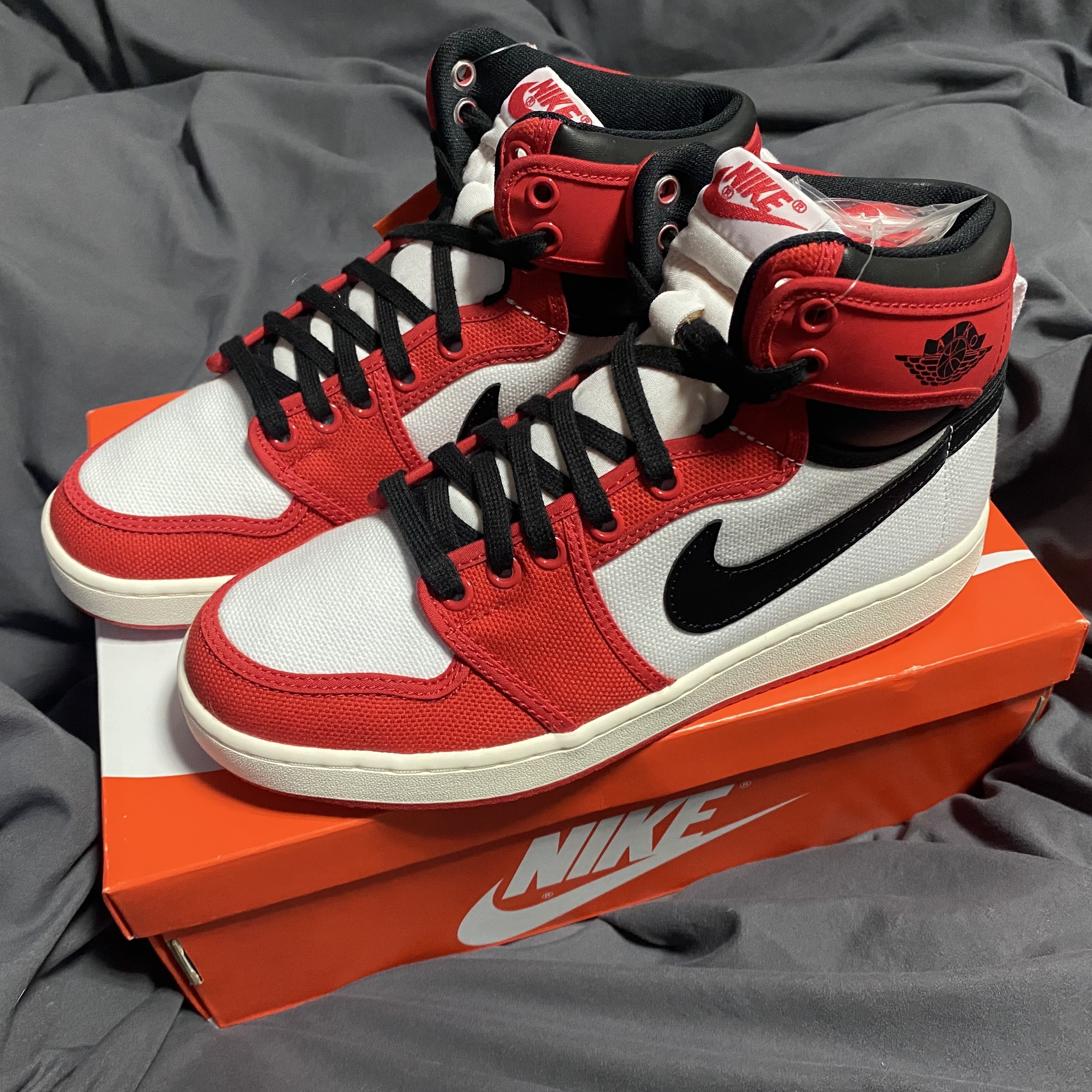 Jordan 1 KO Chicago 2021 착용 스타일 - 1
