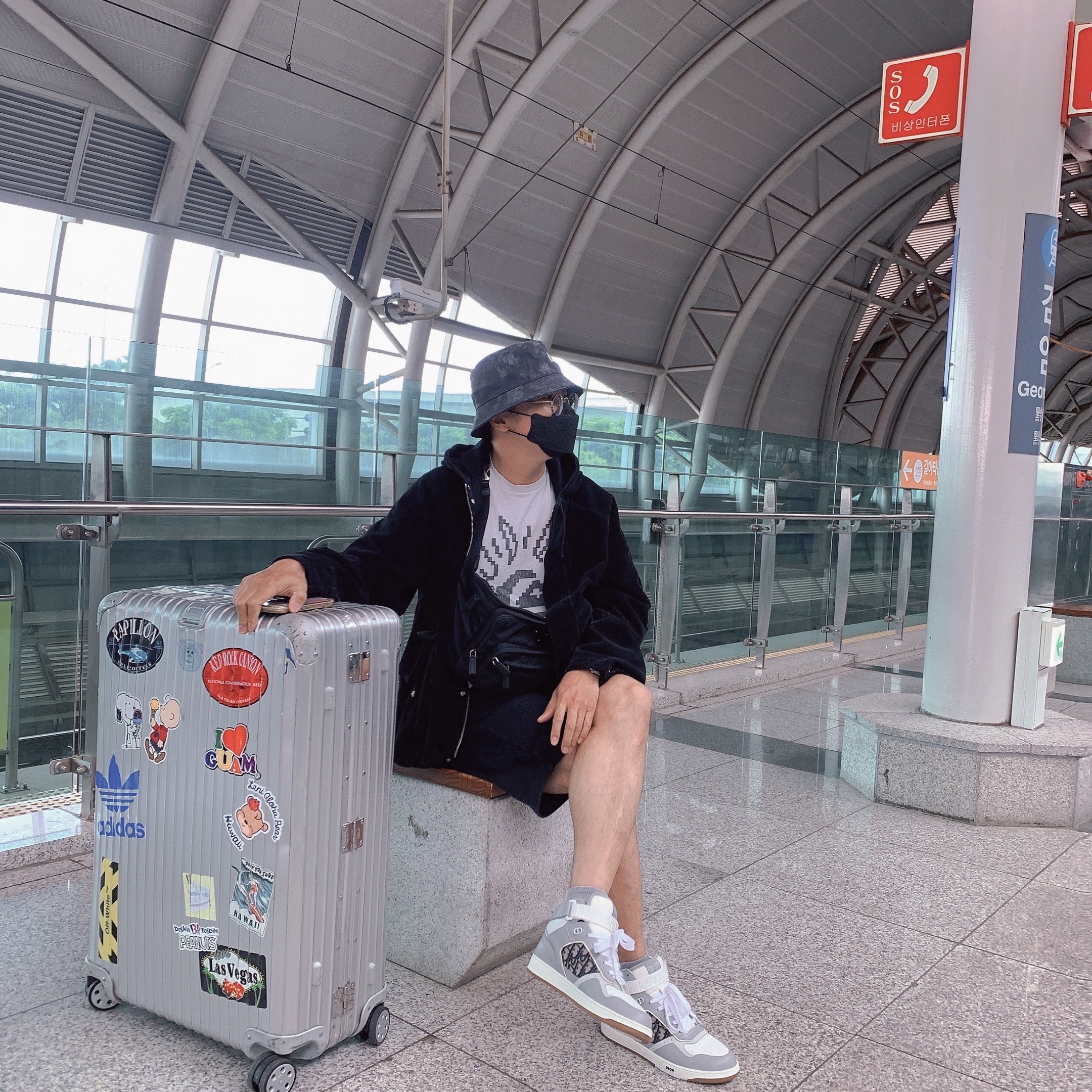 Supreme x Stone Island Corduroy Jacket Black - 20FW, Nike Bucket Futura Tie-Dye Black 착용 스타일
