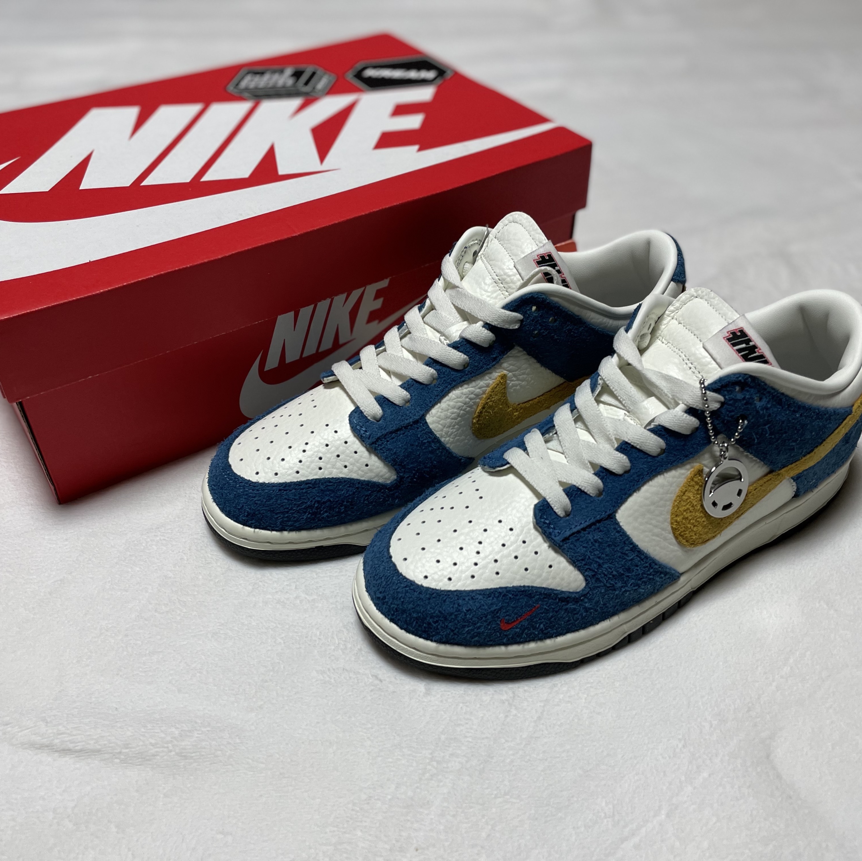 Nike x Kasina Dunk Low 80's Bus 착용 스타일 - 1