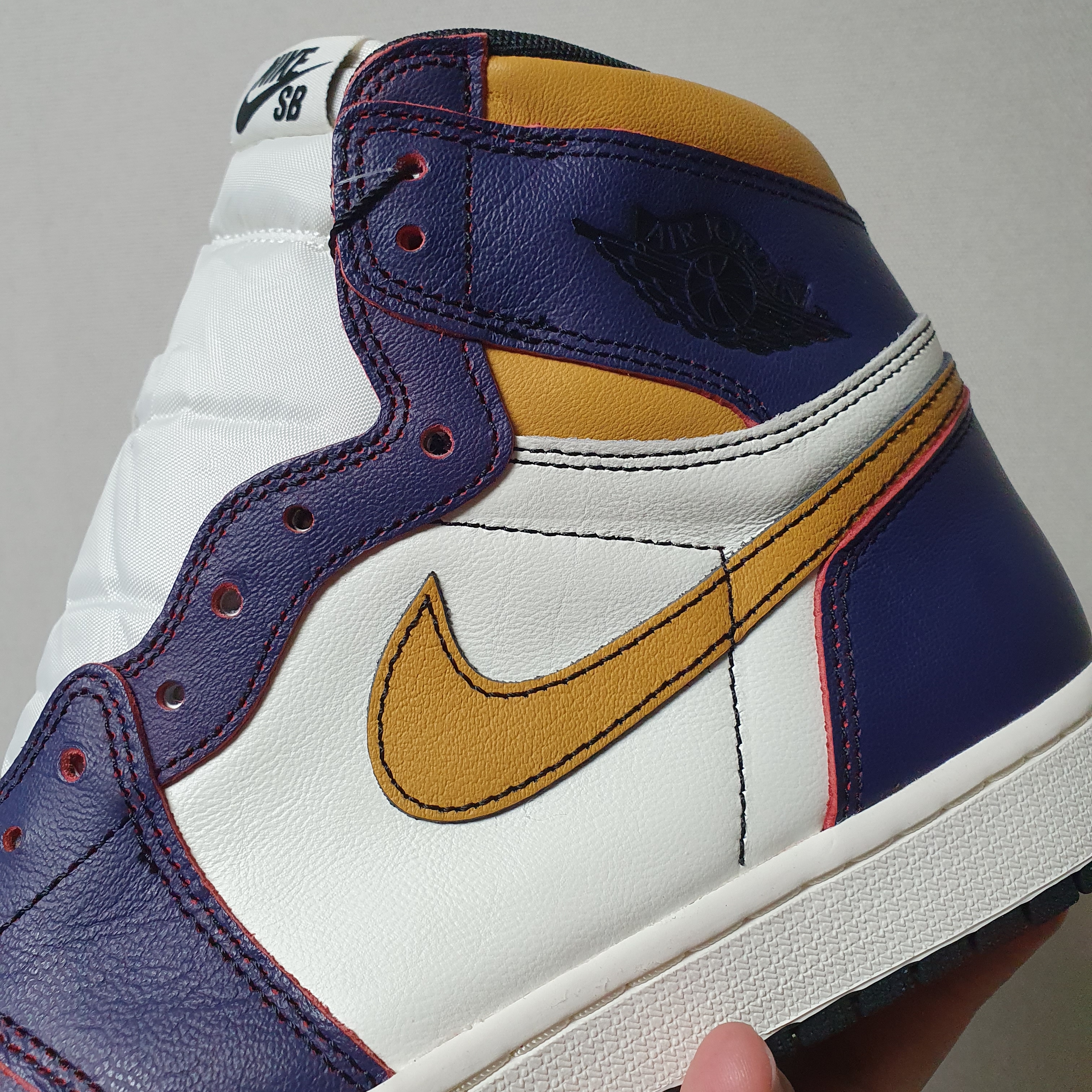 Jordan 1 Retro High OG Defiant SB LA to Chicago 착용 스타일 - 3