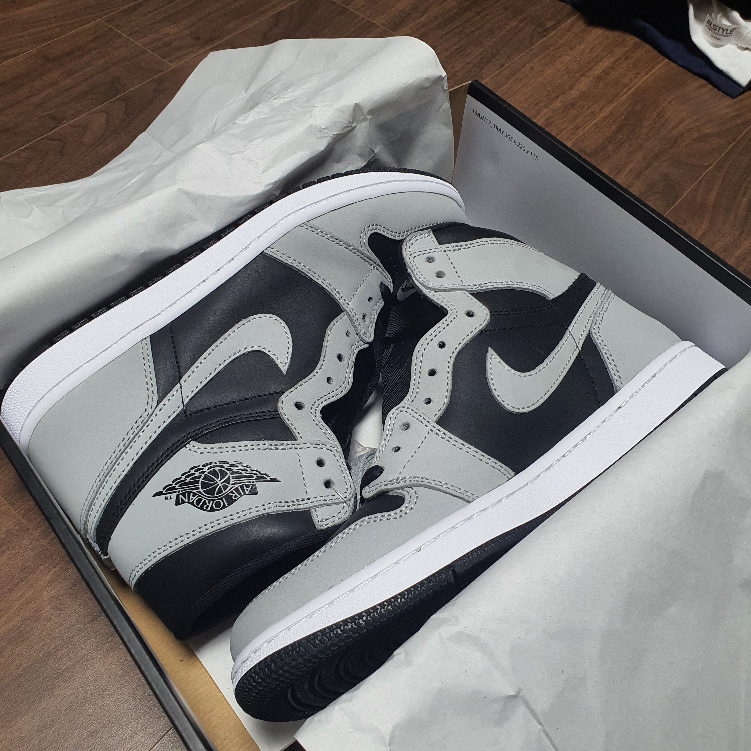 Jordan 1 Retro High OG Shadow 2.0 착용 스타일