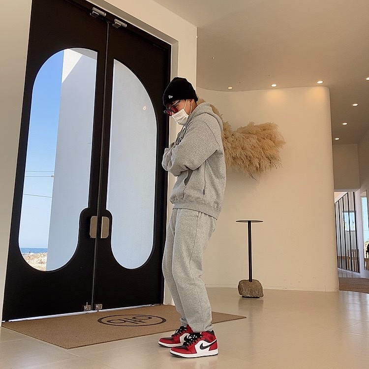 Jordan 1 Mid Chicago Black Toe 착용 스타일