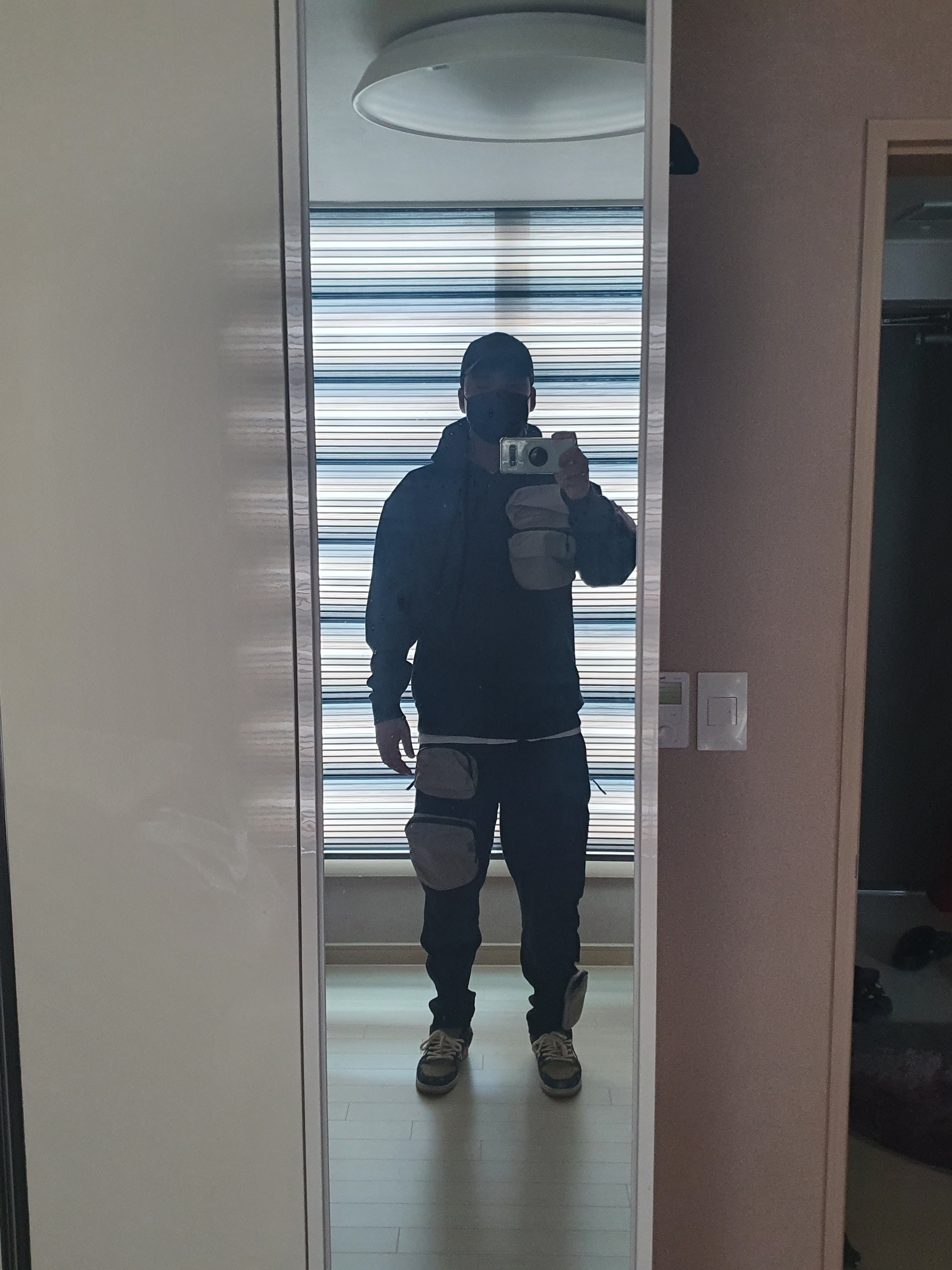 Nike x Travis Scott NRG AG Utility Hoodie Black, Nike x Travis Scott NRG AG Utility Sweatpants Black 착용 스타일