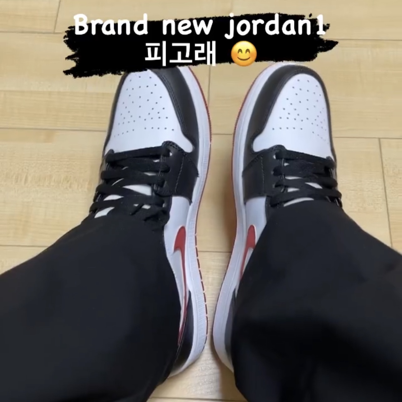 Jordan 1 Mid Gym Red Black White 착용 스타일 - 4