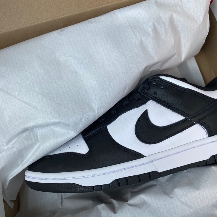 Nike Dunk Low Retro Black 착용 스타일