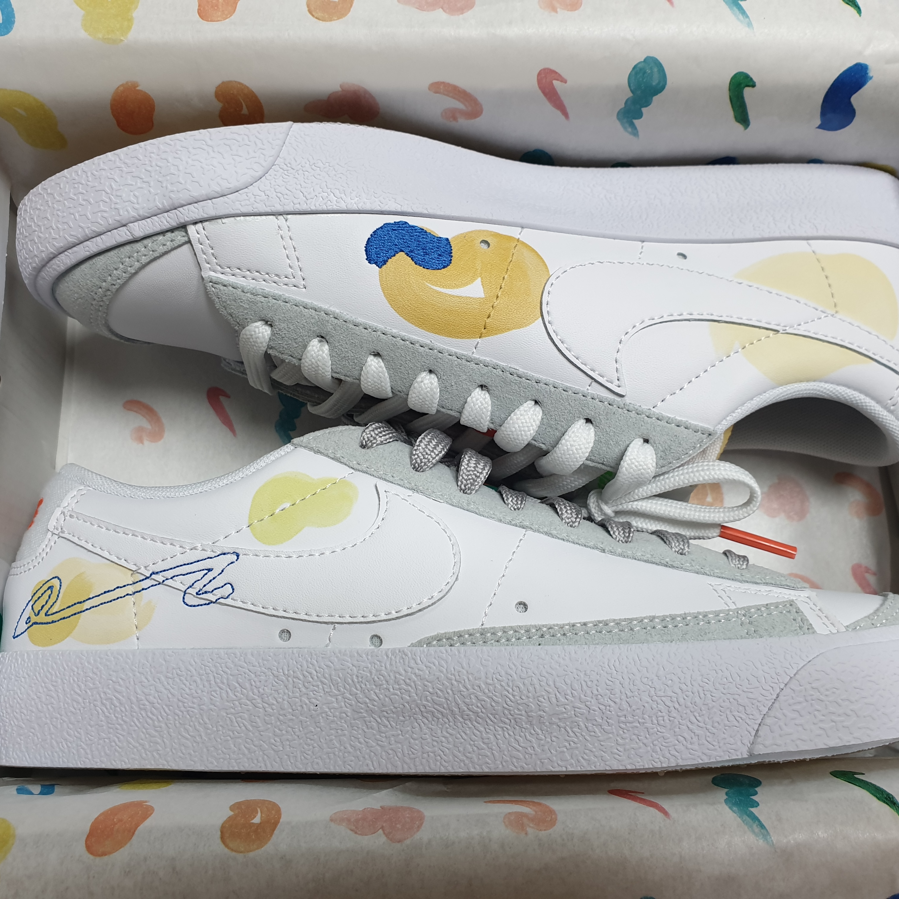 Nike x Mayumi Yamase Blazer Low '77 Flyleather Triple White 착용 스타일 - 2