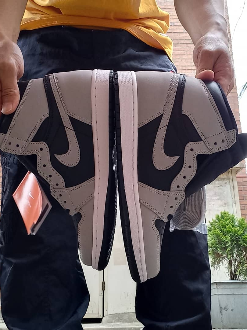 Jordan 1 Retro High OG Shadow 2.0 착용 스타일 - 1