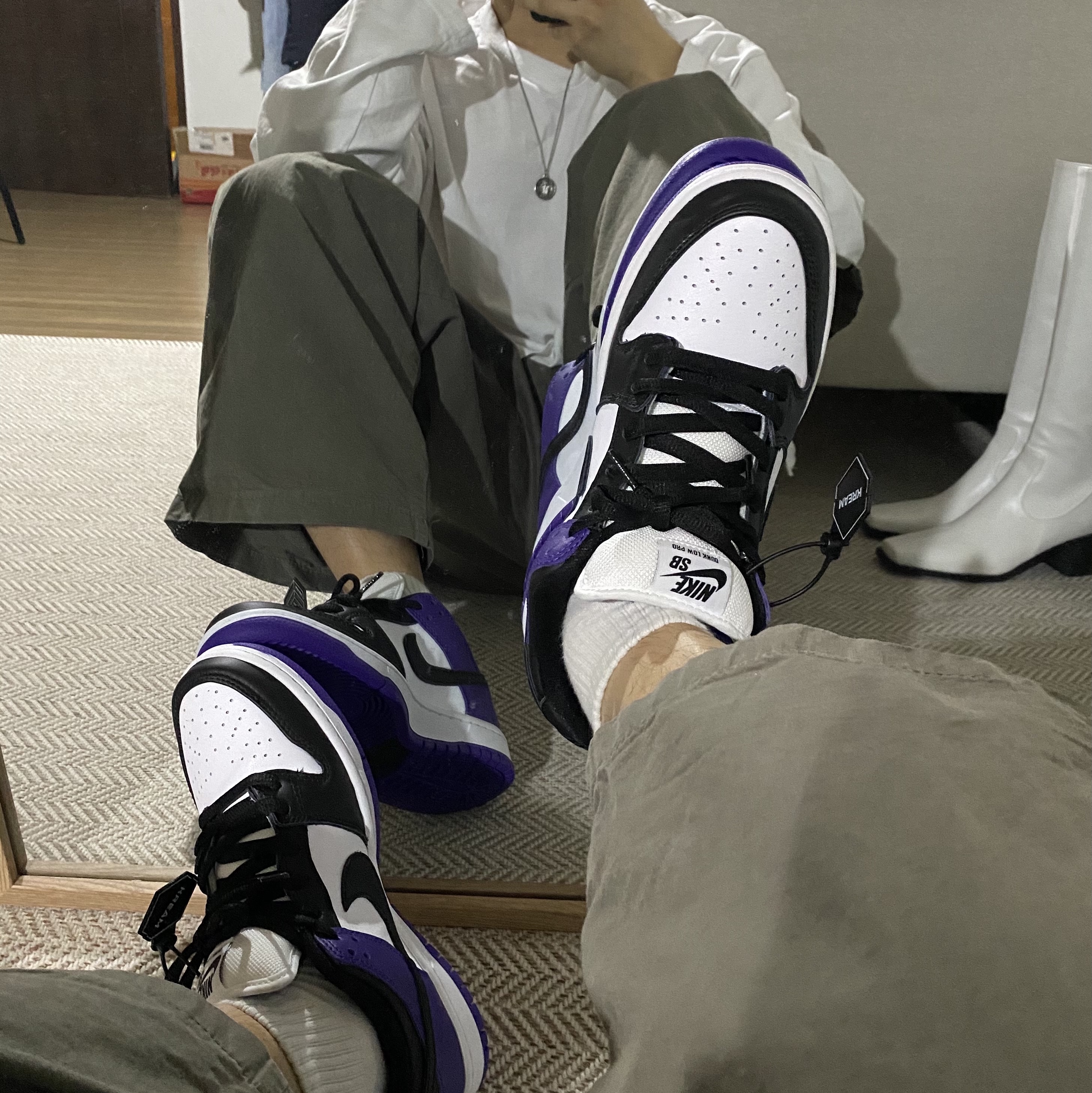 Nike SB Dunk Low Pro Court Purple 착용 스타일