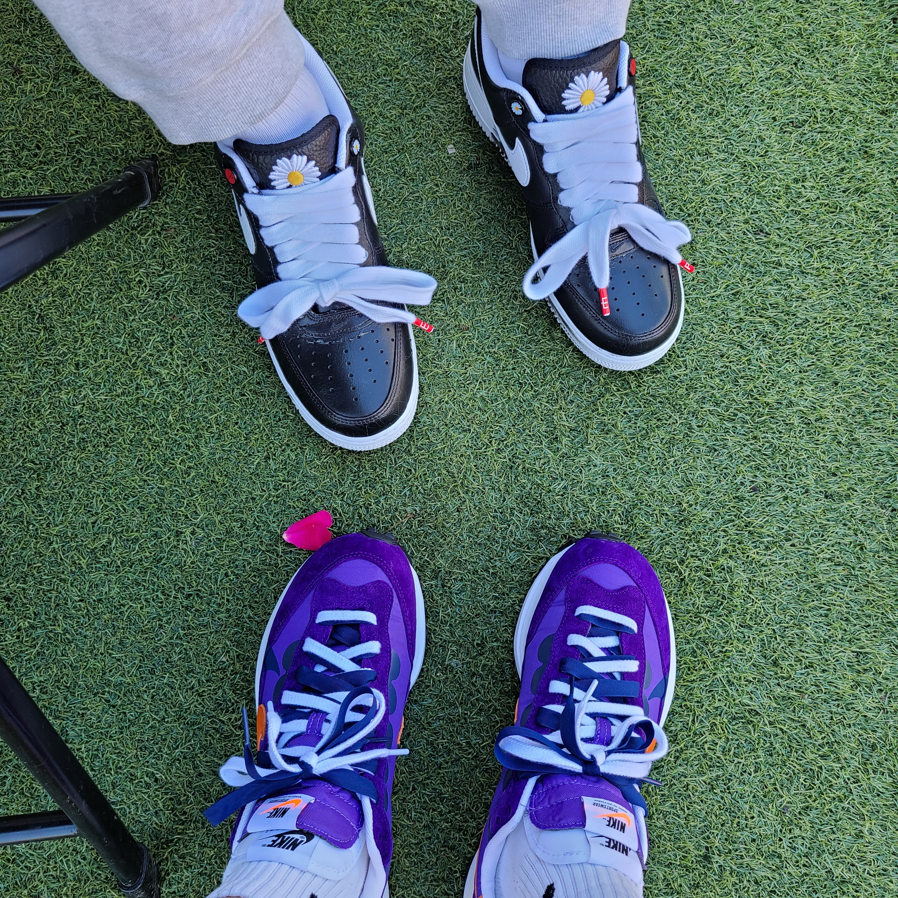 Nike x Peaceminusone Air Force 1 Low Para-Noise, Nike x Sacai VaporWaffle Dark Iris 착용 스타일