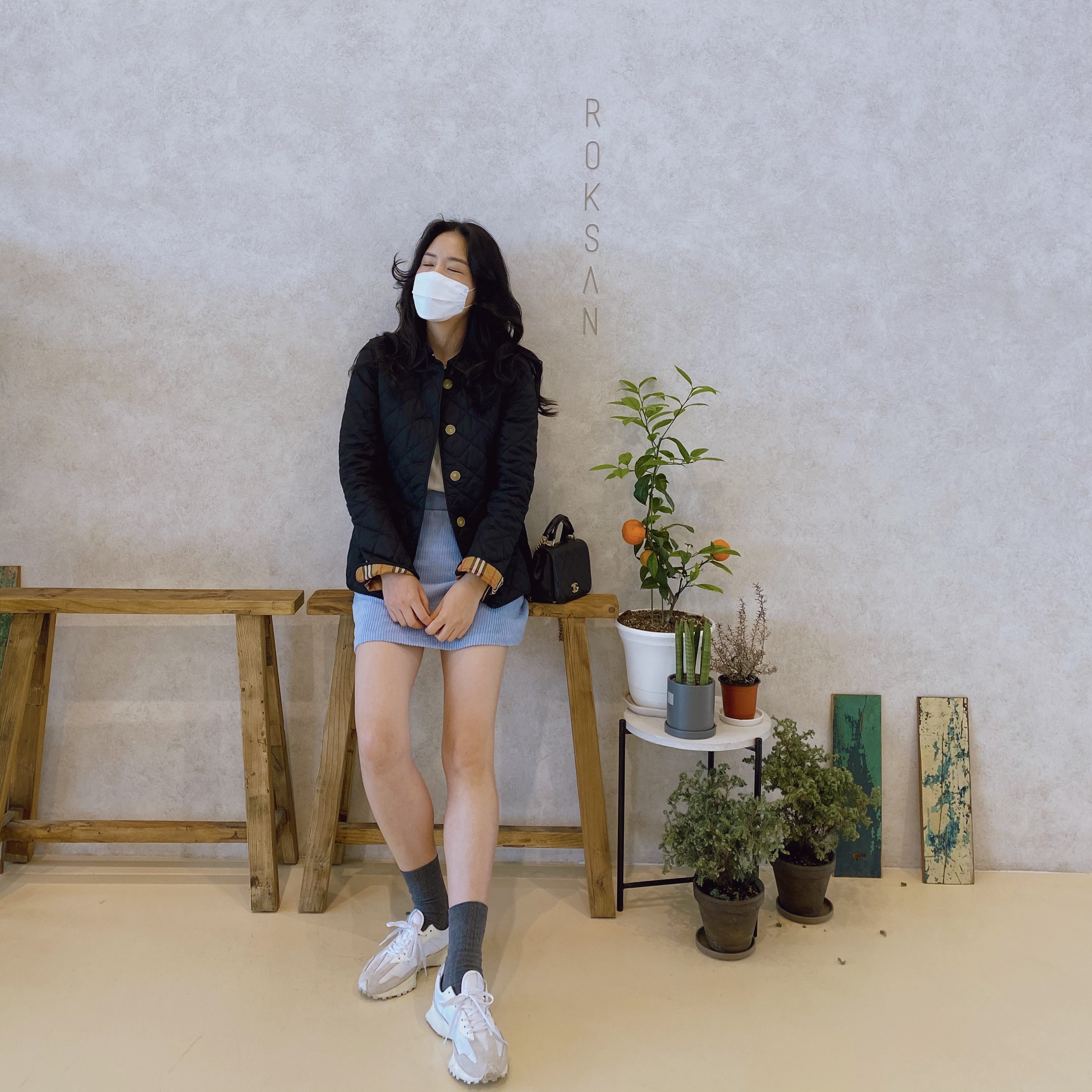 (W) New Balance 327 White Moonbeam 착용 스타일
