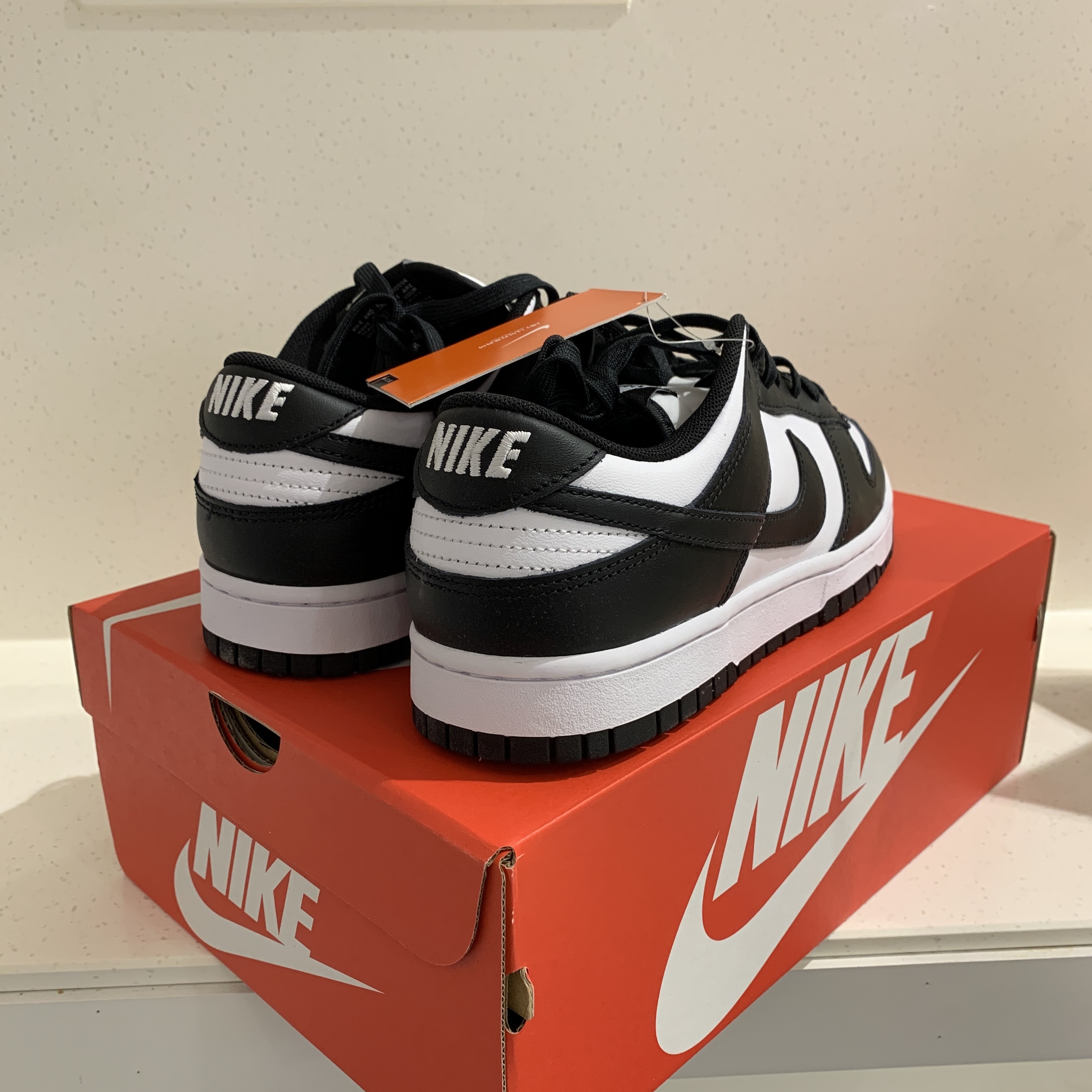 Nike Dunk Low Retro Black 착용 스타일 - 4