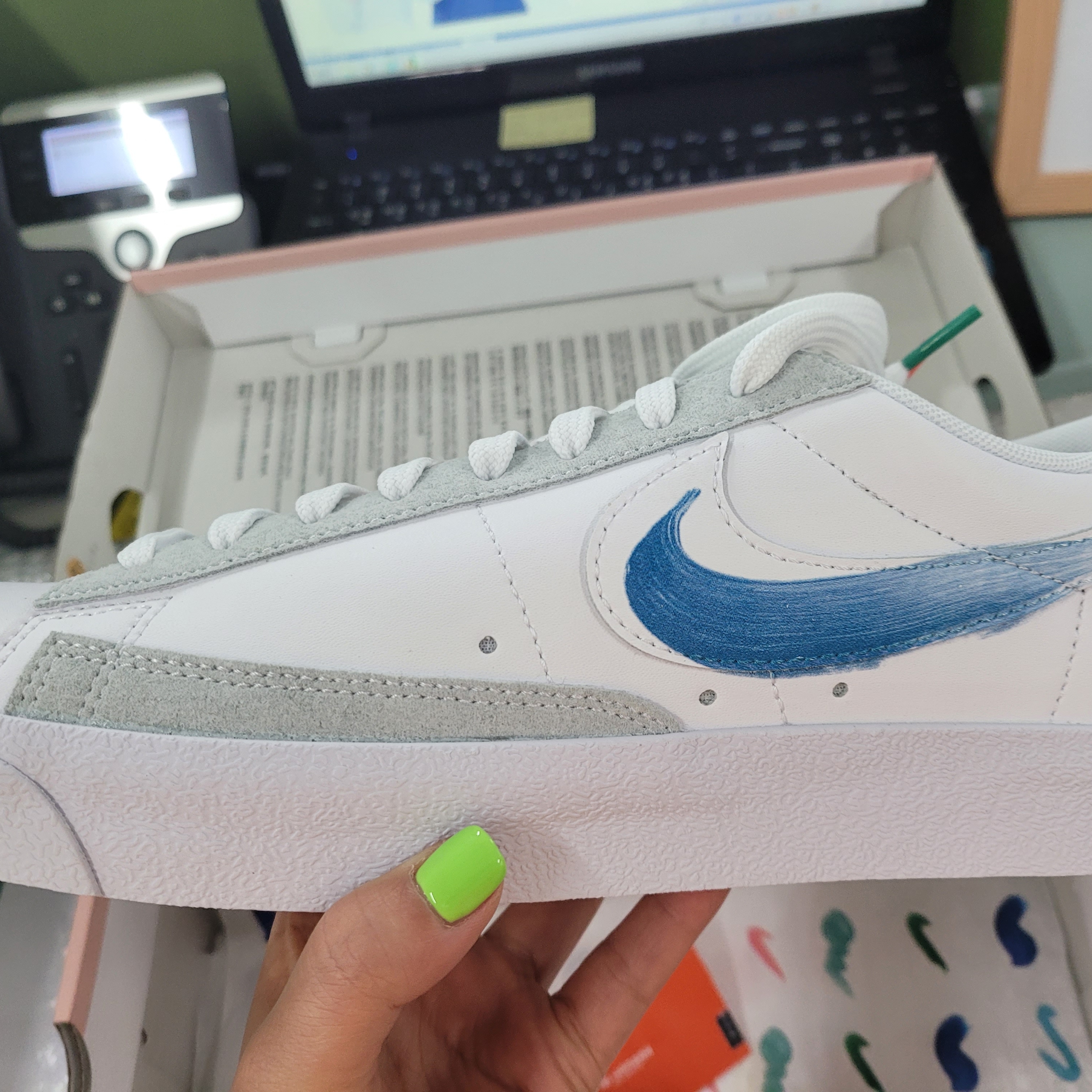 Nike x Mayumi Yamase Blazer Low '77 Flyleather Triple White 착용 스타일 - 4