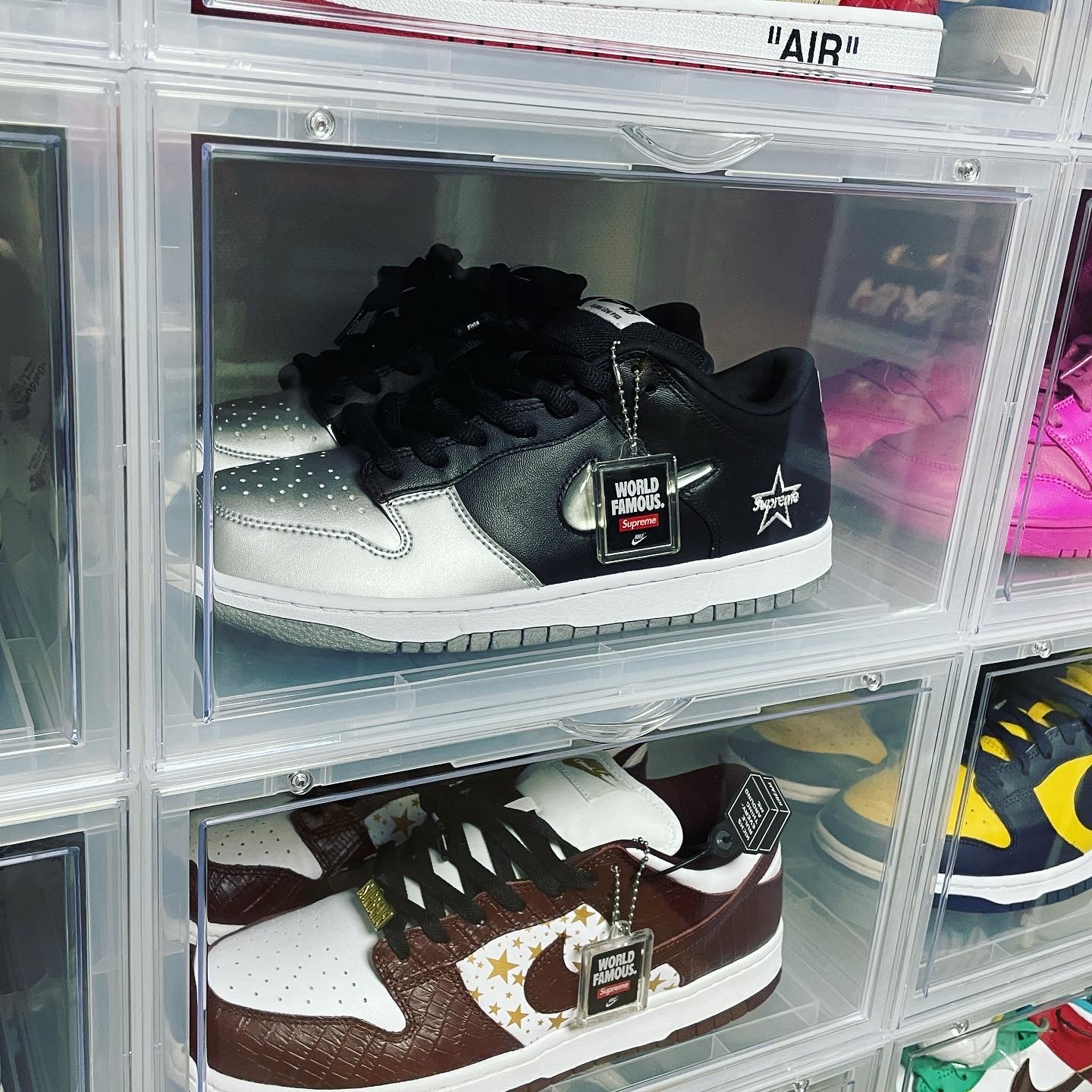 Nike x Supreme SB Dunk Low Jewel Swoosh Silver, Nike x Supreme SB Dunk Low Barkroot Brown 착용 스타일 - 5