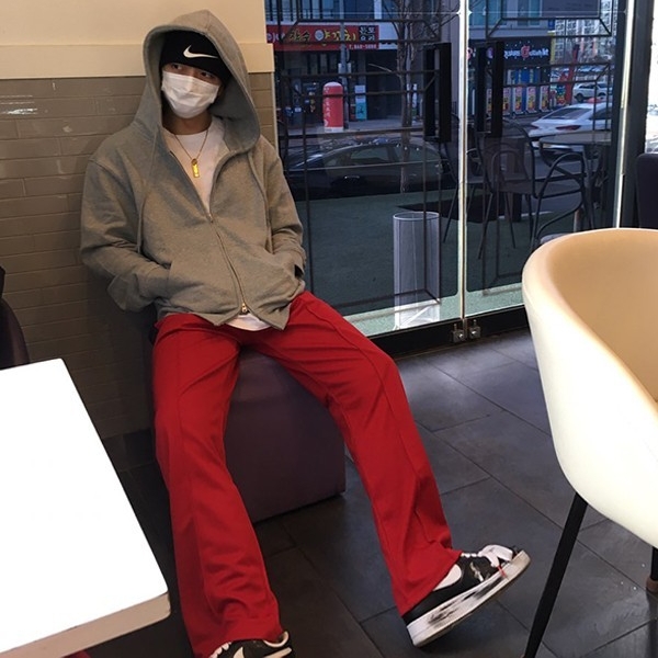 Nike x Peaceminusone Air Force 1 Low Para-Noise, Nike x Stussy Cuff Beanie 착용 스타일