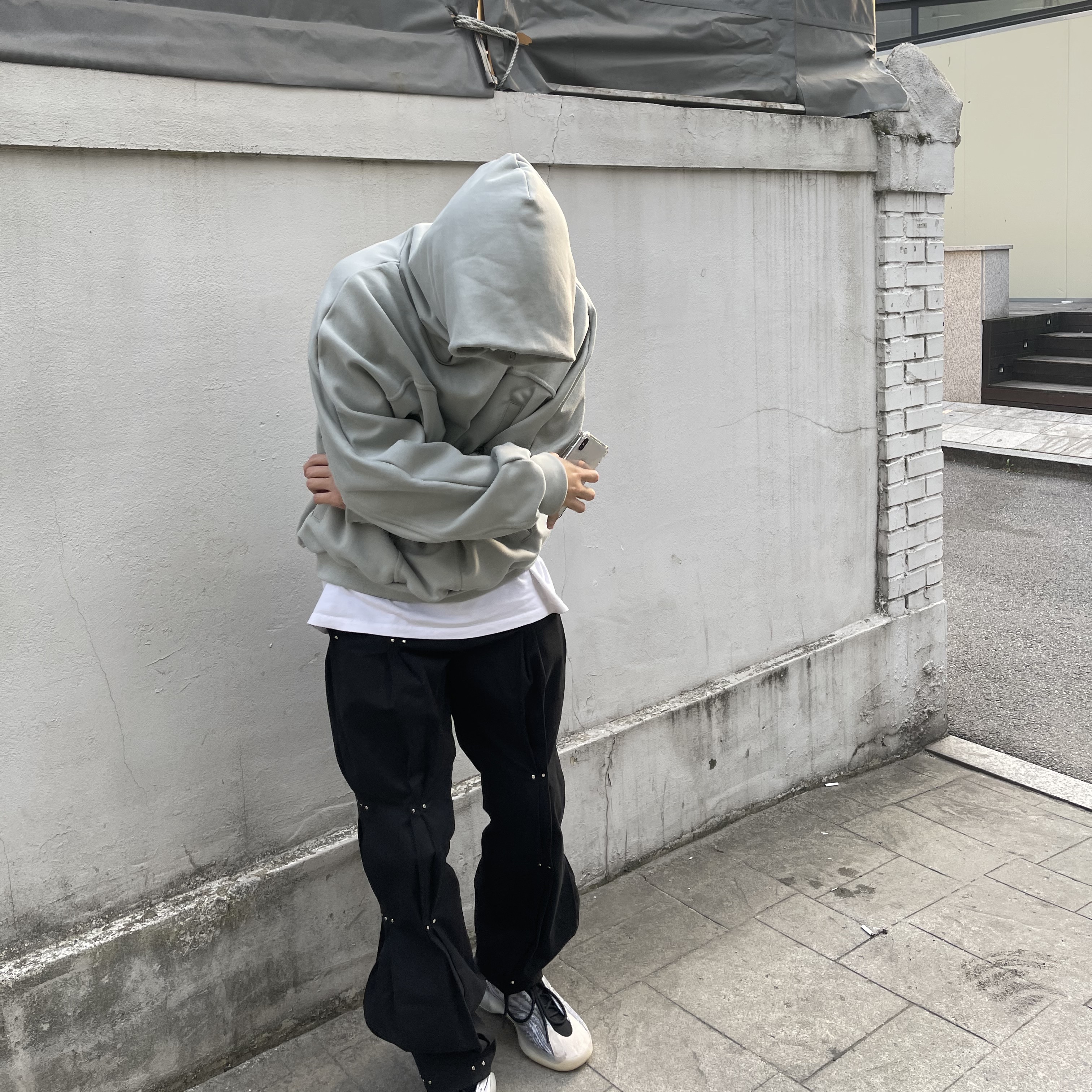 Adidas Yeezy QNTM Lifestyle 착용 스타일 - 2