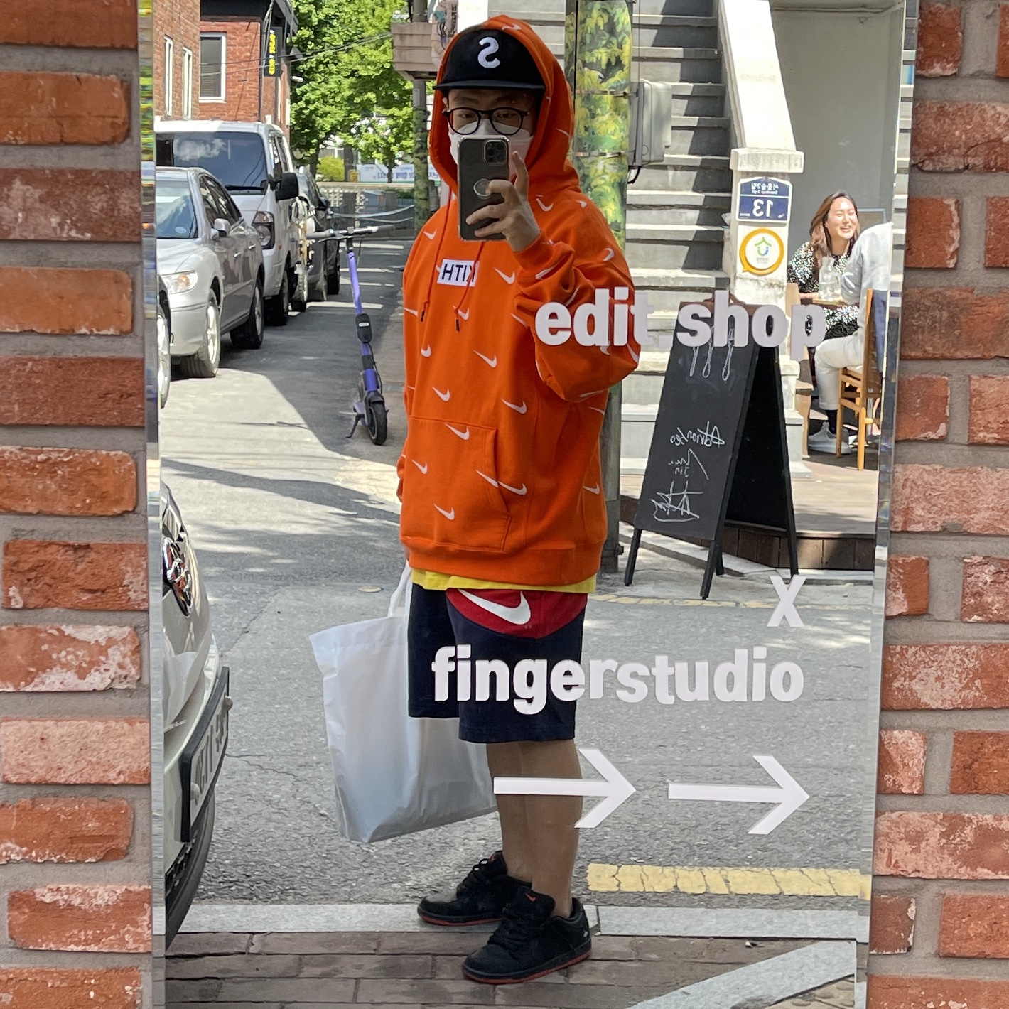 Nike x Staple SB Dunk Low Black Pigeon, Nike x Kith New York Knicks AOP Hoodie Orange 착용 스타일