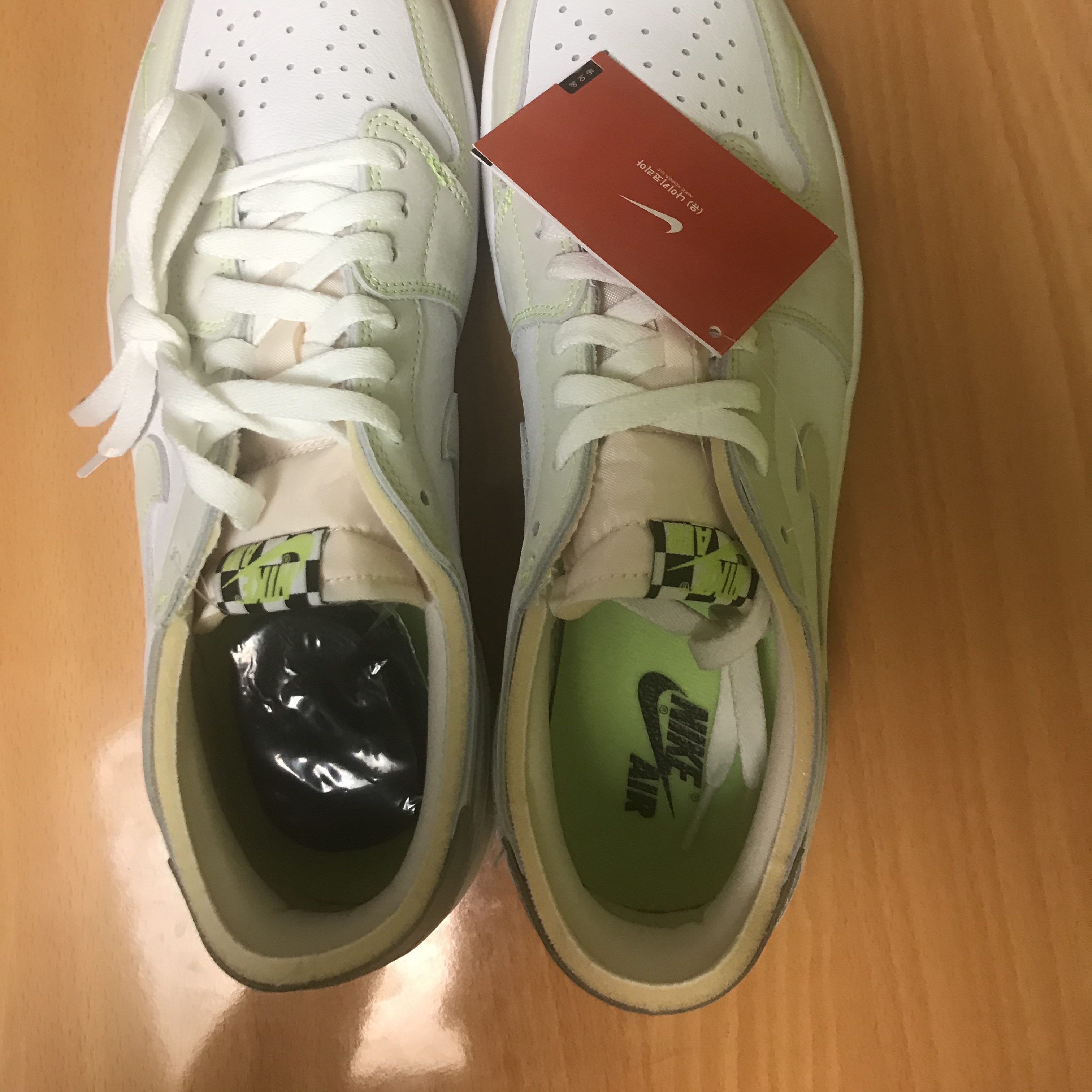 Jordan 1 Low OG Ghost Green 착용 스타일 - 1