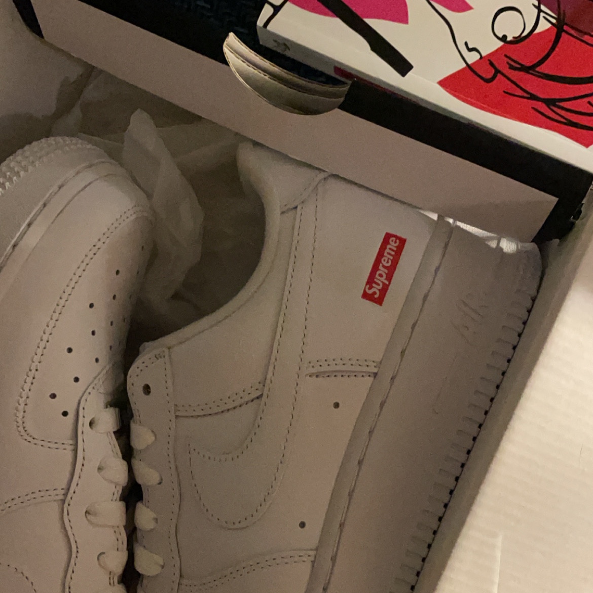 Nike x Supreme Air Force 1 Low White 착용 스타일