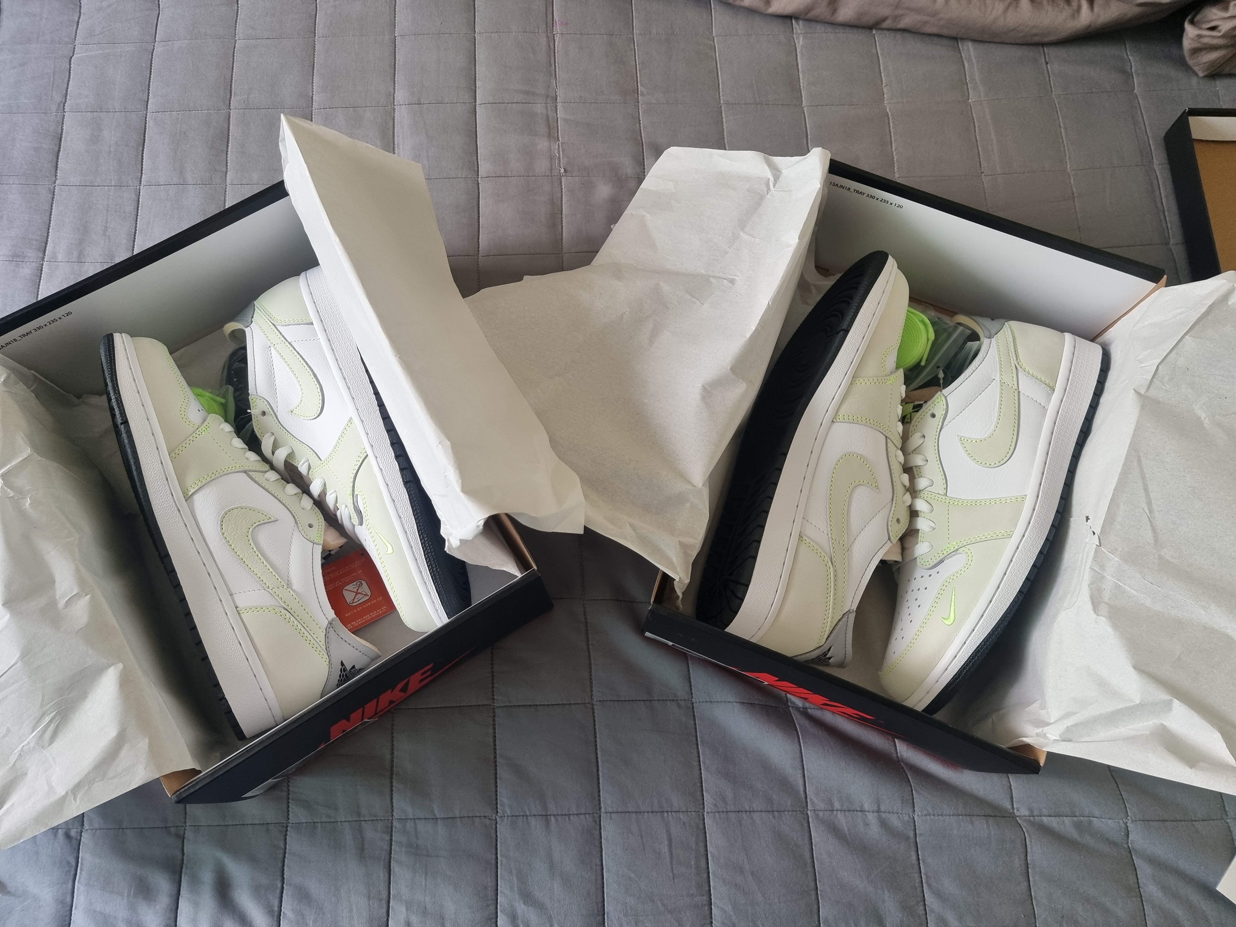 Jordan 1 Low OG Ghost Green 착용 스타일 - 1