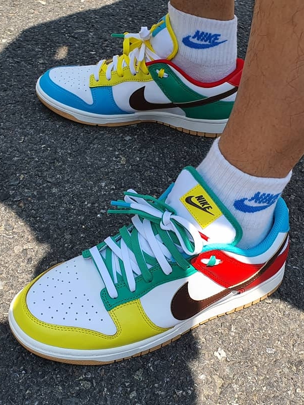 Nike Dunk Low SE Free.99 White 착용 스타일 - 2