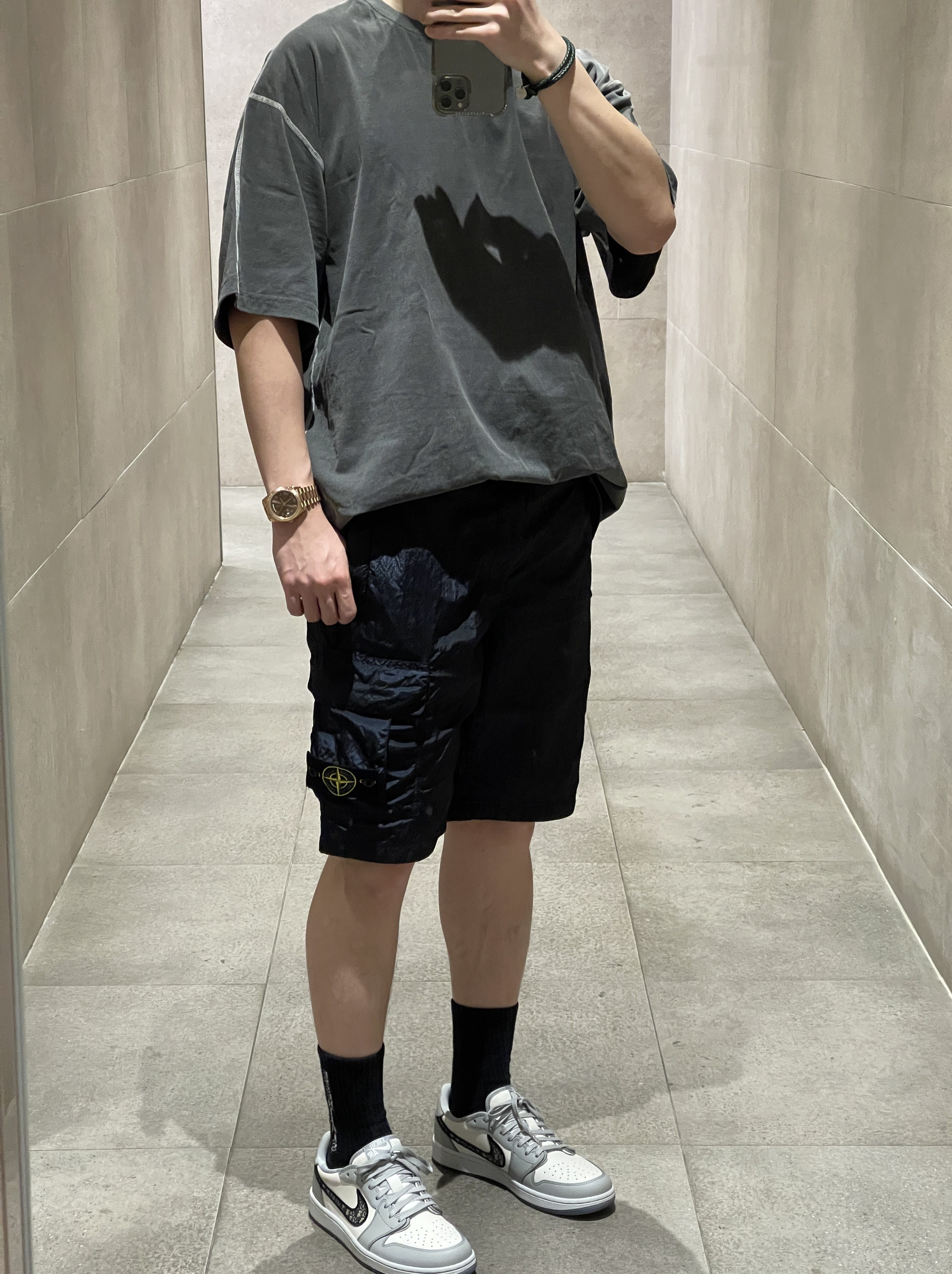Jordan 1 x Dior Low OG 착용 스타일 - 1