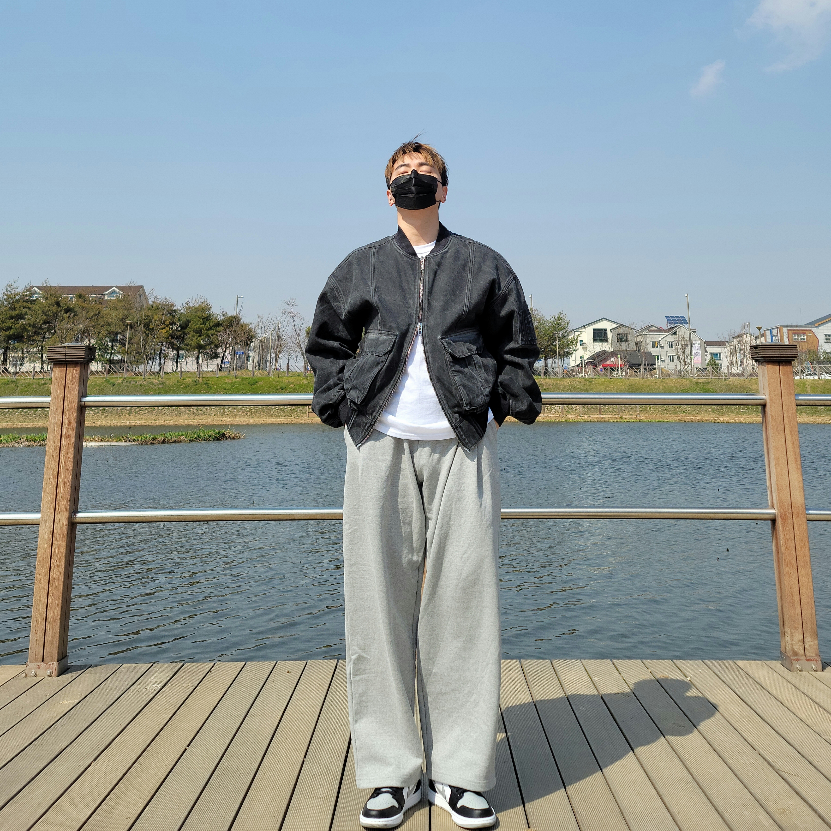 Jordan 1 Low Black Light Smoke Grey 착용 스타일