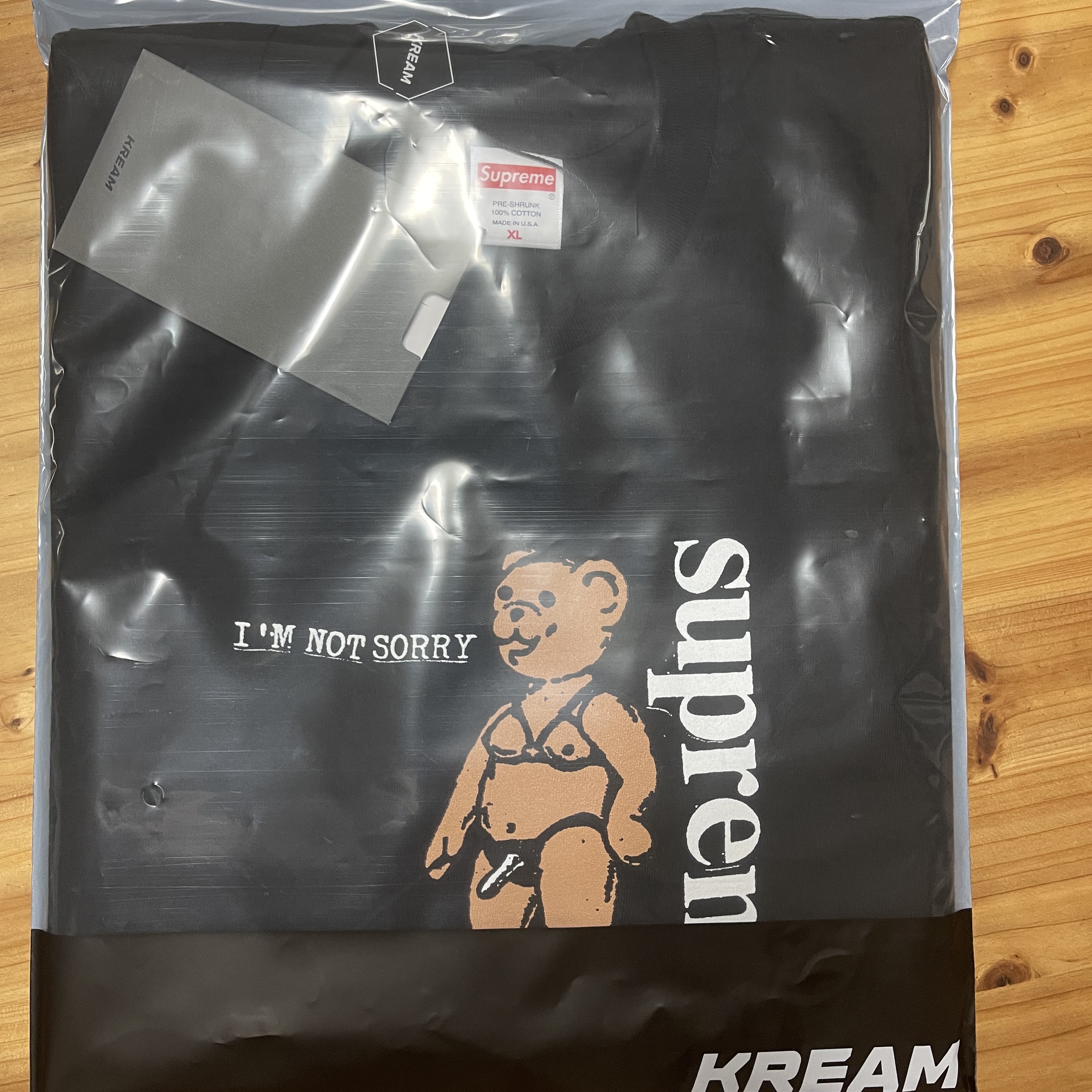 Supreme Water Pistol T-Shirt Black - 21SS, Supreme Not Sorry T-Shirt Black - 21SS 착용 스타일 - 2