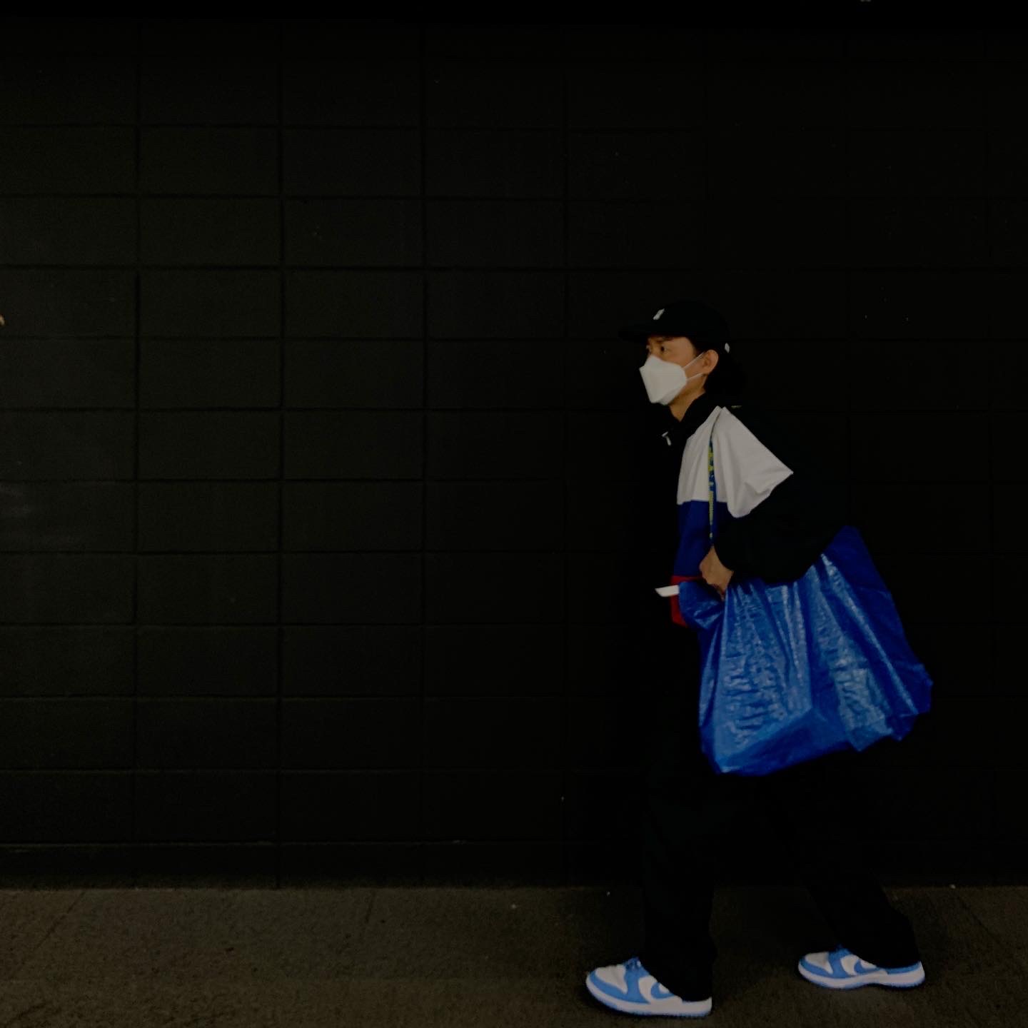 Nike Dunk Low Retro University Blue 착용 스타일 - 2