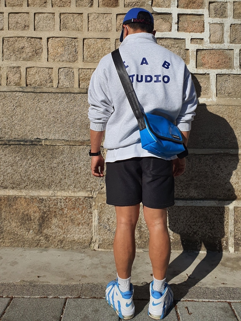 IAB Studio Half Zip Pullover Light Gray, Nike ACG H86 Cap Royal 착용 스타일 - 2