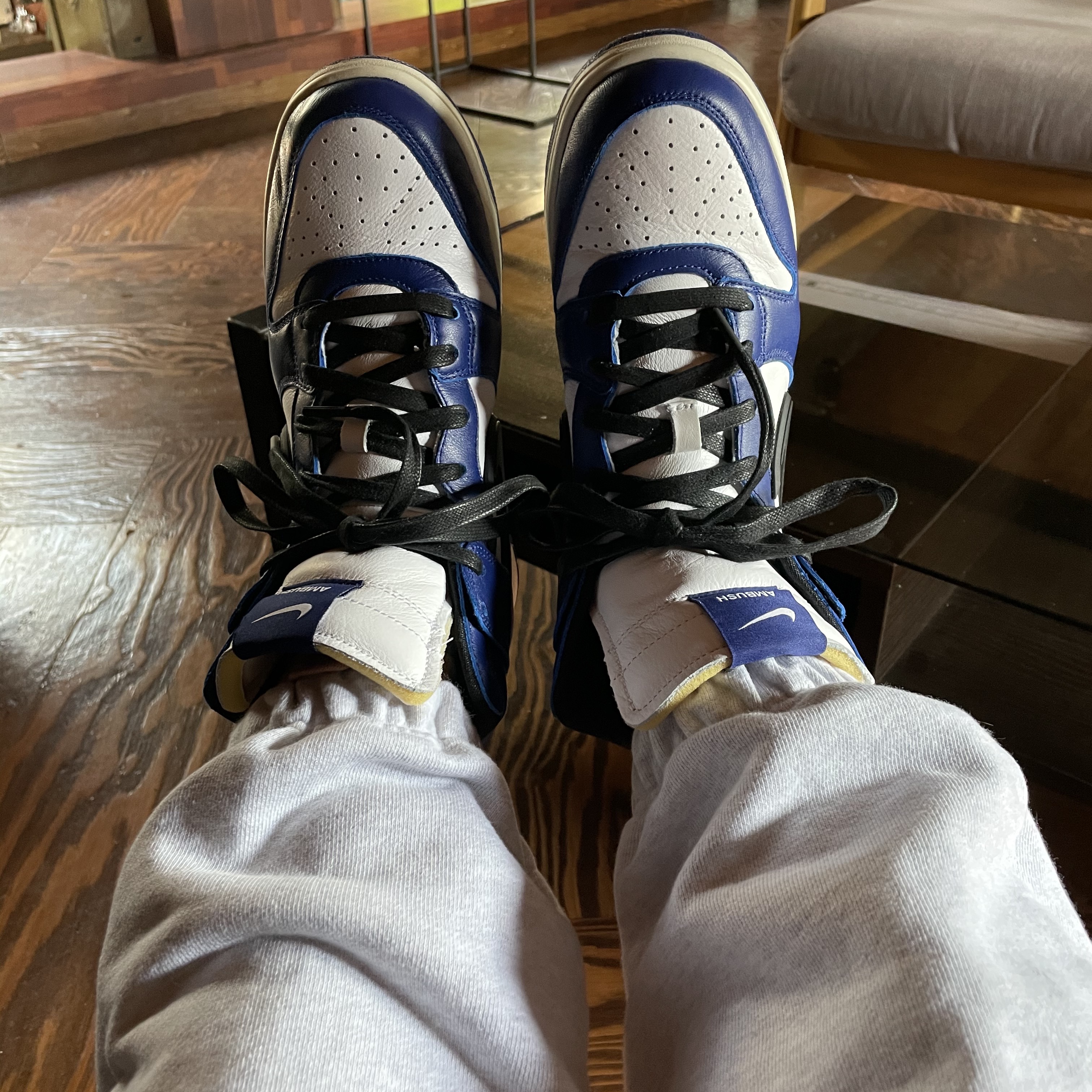 Nike x Ambush Dunk High Deep Royal Blue 착용 스타일 - 2