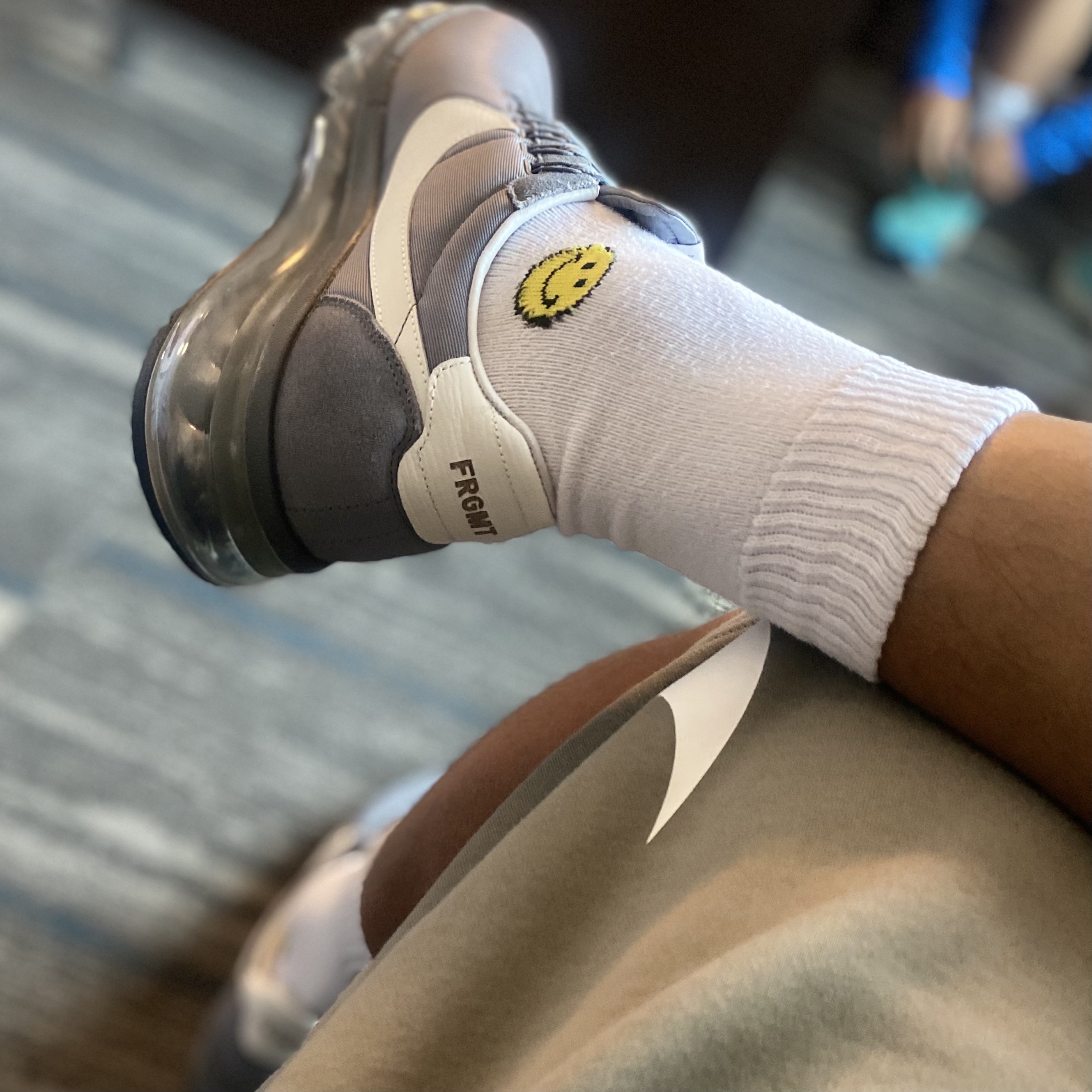 Nike Air Max 97 Triple White Wolf Grey 착용 스타일